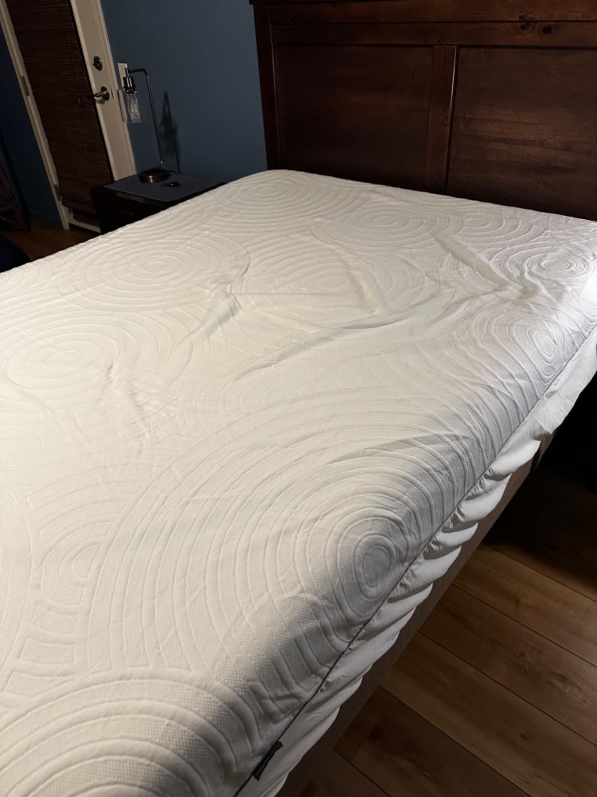 Tempur-Pedic Protect Waterproof Mattress Protector, Twin XL, White customer photo 1