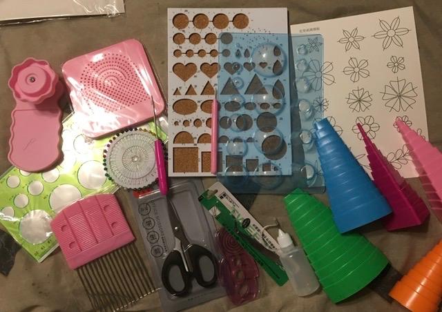 Paper Quilling Tools Kit, 19pcs Quilling Starter Set for Beginners, Used for Making Coils, Flowers and 3D Paper Art with Slotted Pen, Board, Crimper, Comb, Curling Coach and 3D Border Buddy customer photo 1