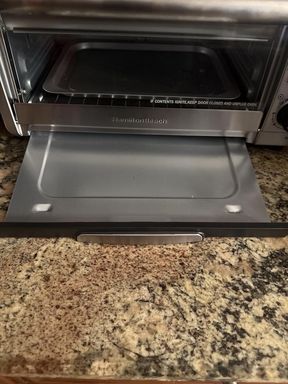 Hamilton Beach 2-in-1 Countertop Toaster Oven and Long Slot 2 Slice Toaster, 60 Minute Timer and Automatic Shut Off, Shade Selector, Stainless Steel (31156) customer photo 2