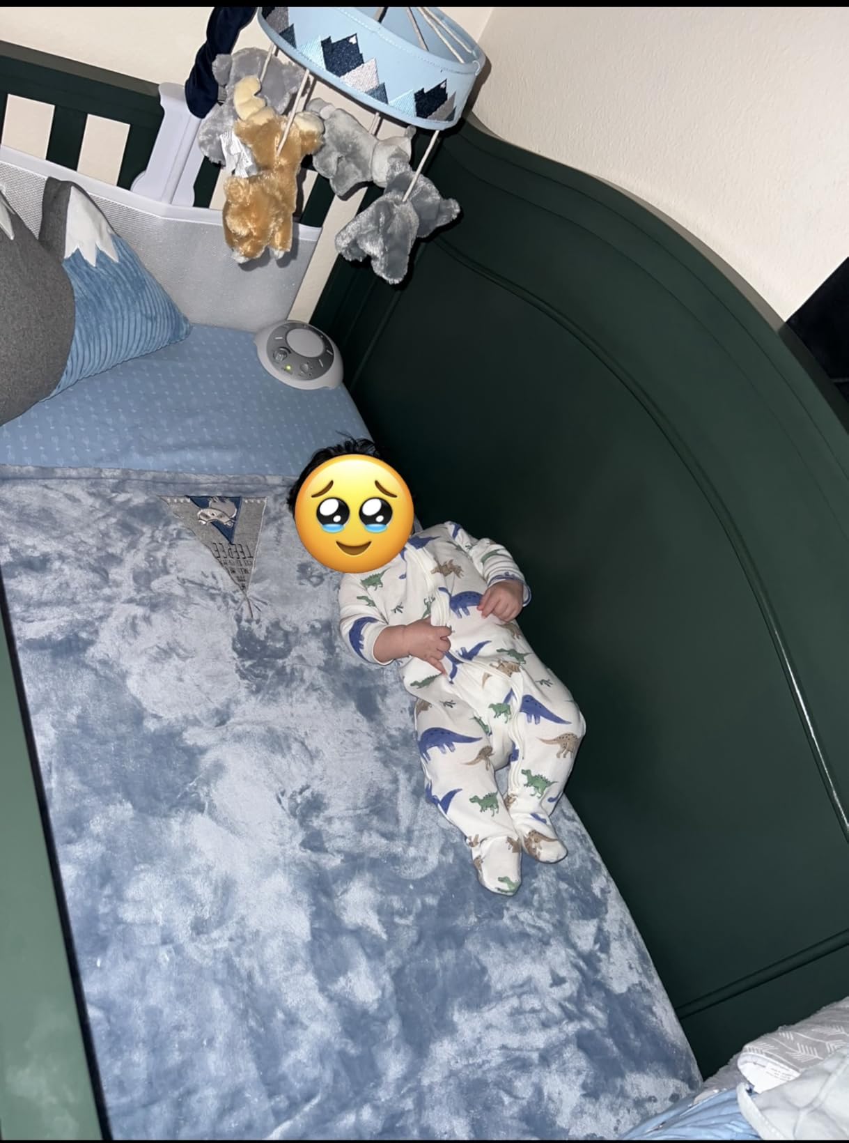 DaVinci Charlie 4-in-1 Convertible Crib - GREENGUARD Gold Certified - Converts from Baby Crib to Toddler Bed, Daybed, and Full-Size Bed Effortlessly - 4 Adjustable Heights - Wooden White Baby Bed customer photo 2