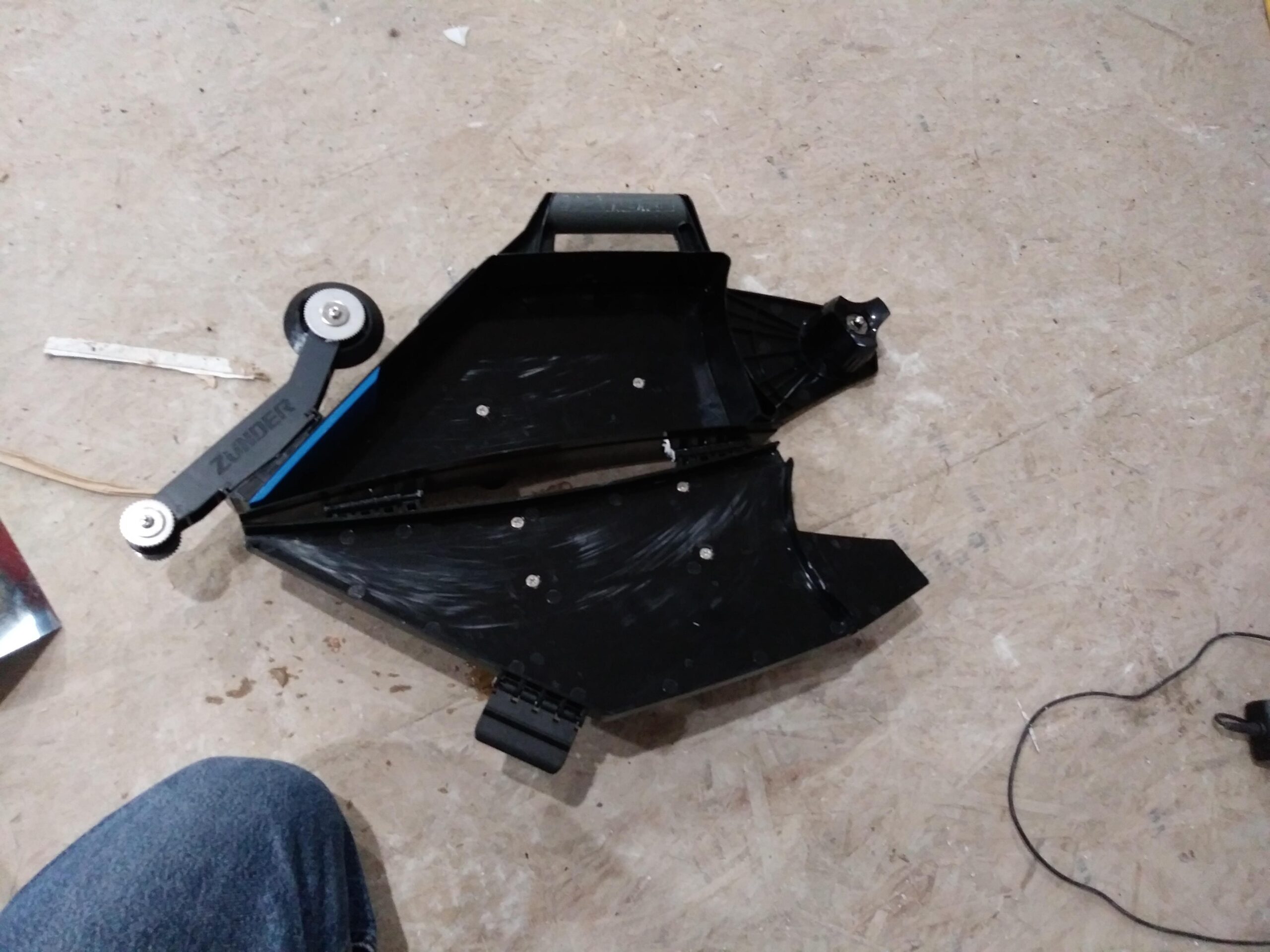 ZUNDER by Delko Tools Drywall Taping Tool Banjo with Patented Double Ended applicator for Both Flat and Internal Joins. ZUNDER is The World's Best Selling Taping Tool. customer photo 2