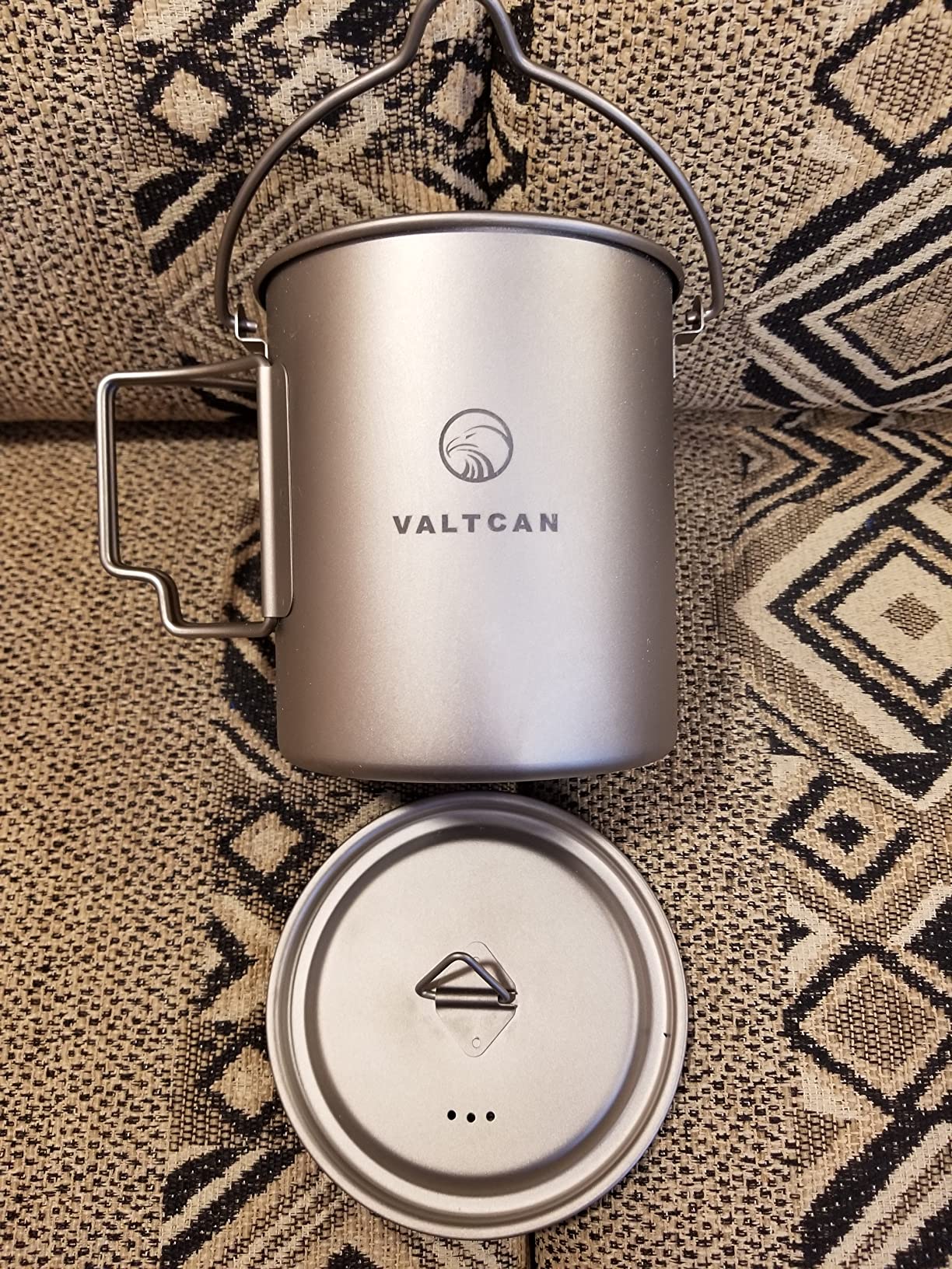 Valtcan Titanium Pot 750ml Grade 1 Thicker Build, Bail Handle, Tight-Fit Lid, 4.7 oz with Lid Ultralight Camping Mug 25.4 oz Backpacking Cookware for Hiking Bushcraft, No Metallic Taste Mesh Bag customer photo 1