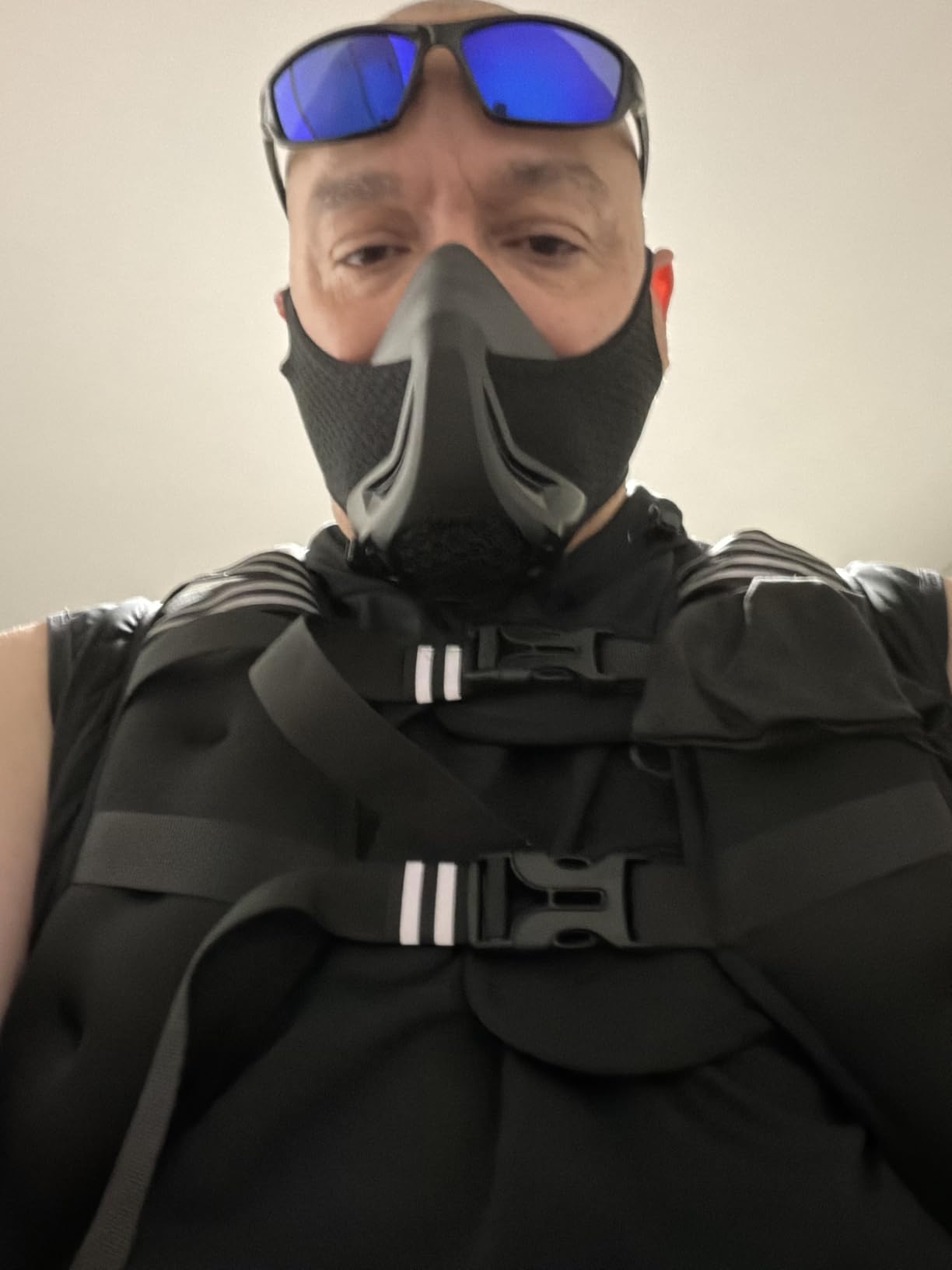 Sparthos High Altitude Mask - Simulate High Altitudes - for Gym, Cardio, Fitness, Running, Endurance and HIIT Training [16 Breathing Levels] customer photo 1