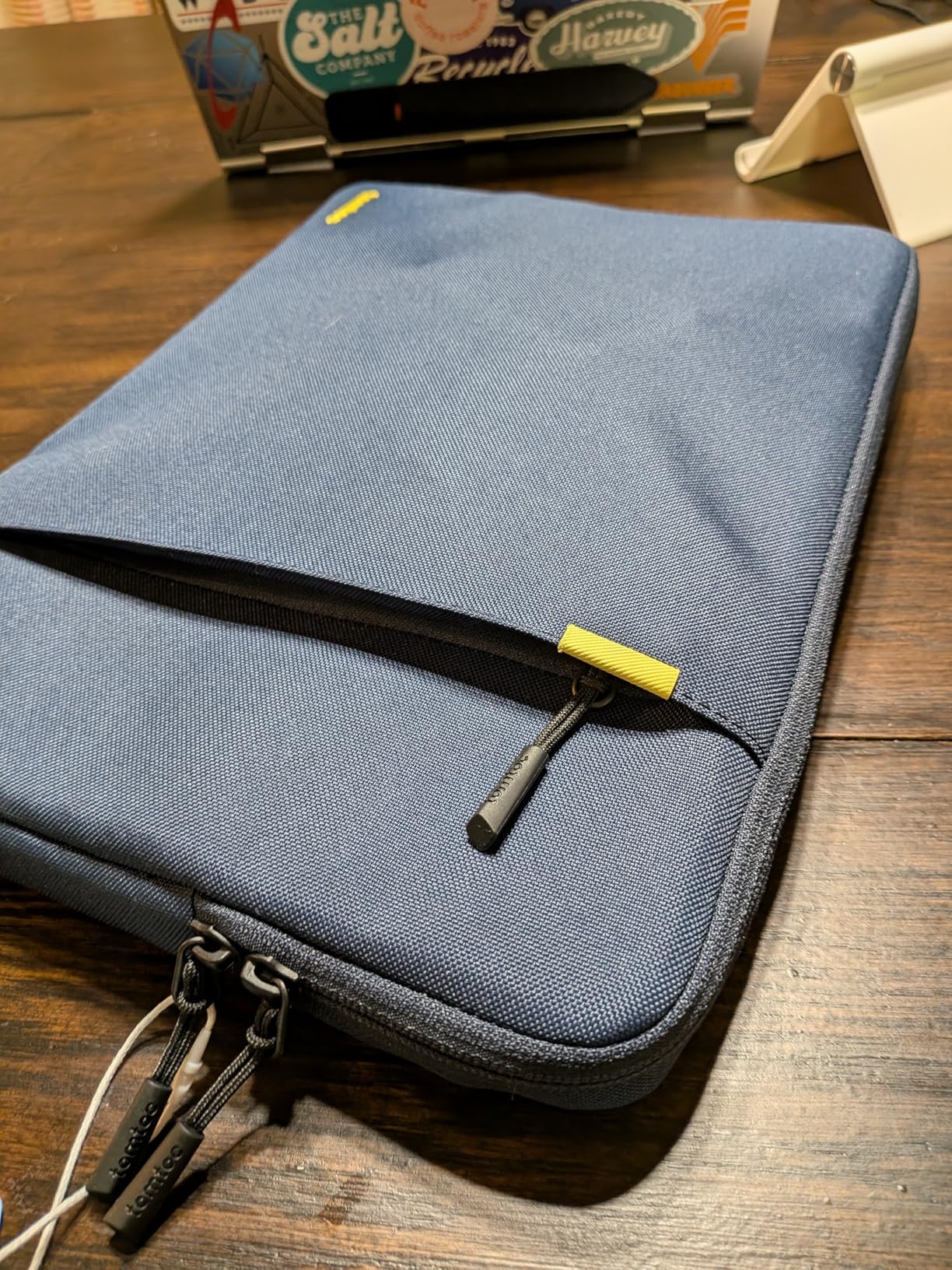 tomtoc 360 Protective Laptop Sleeve for Dell XPS 15 Plus, 15-inch New Surface Laptop 7th(Copilot+ PC)/6/5/4/3, 15-inch New MacBook M4/A3241, M3/A3114, M2/A2941, Water-Resistant Ultrabook Bag Case customer photo 2