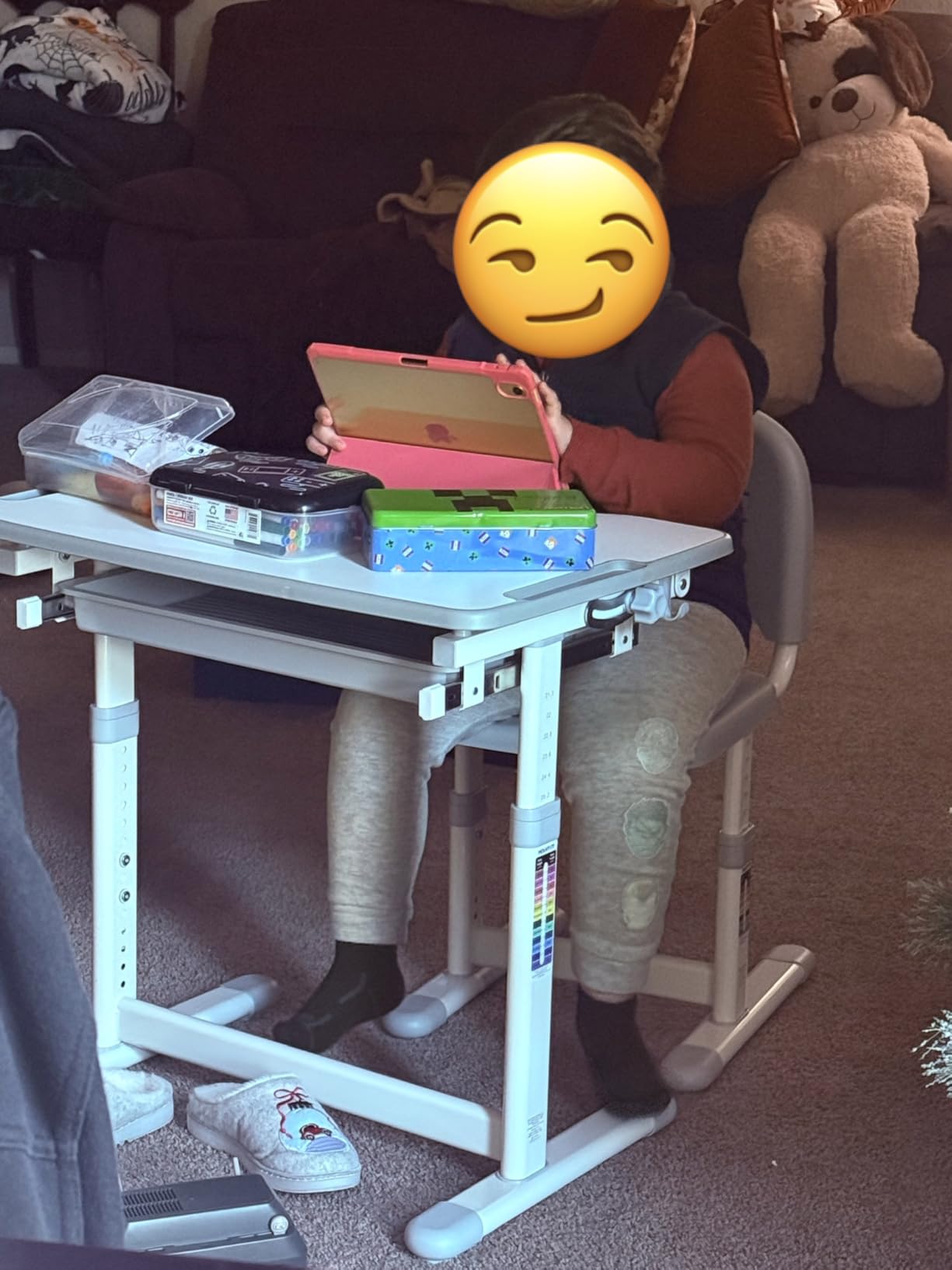 Mount-It! Kids Desk and Chair Set, Height Adjustable up to 30