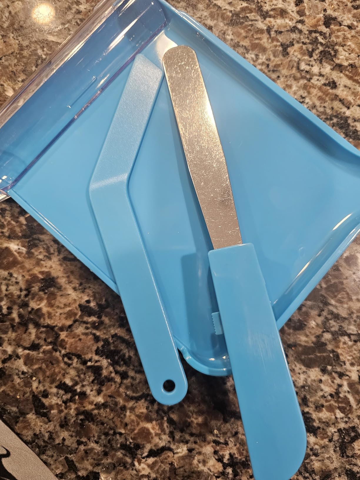 Medarchitect Right Hand Pill Counting Tray with Spatula (Purple) customer photo 2