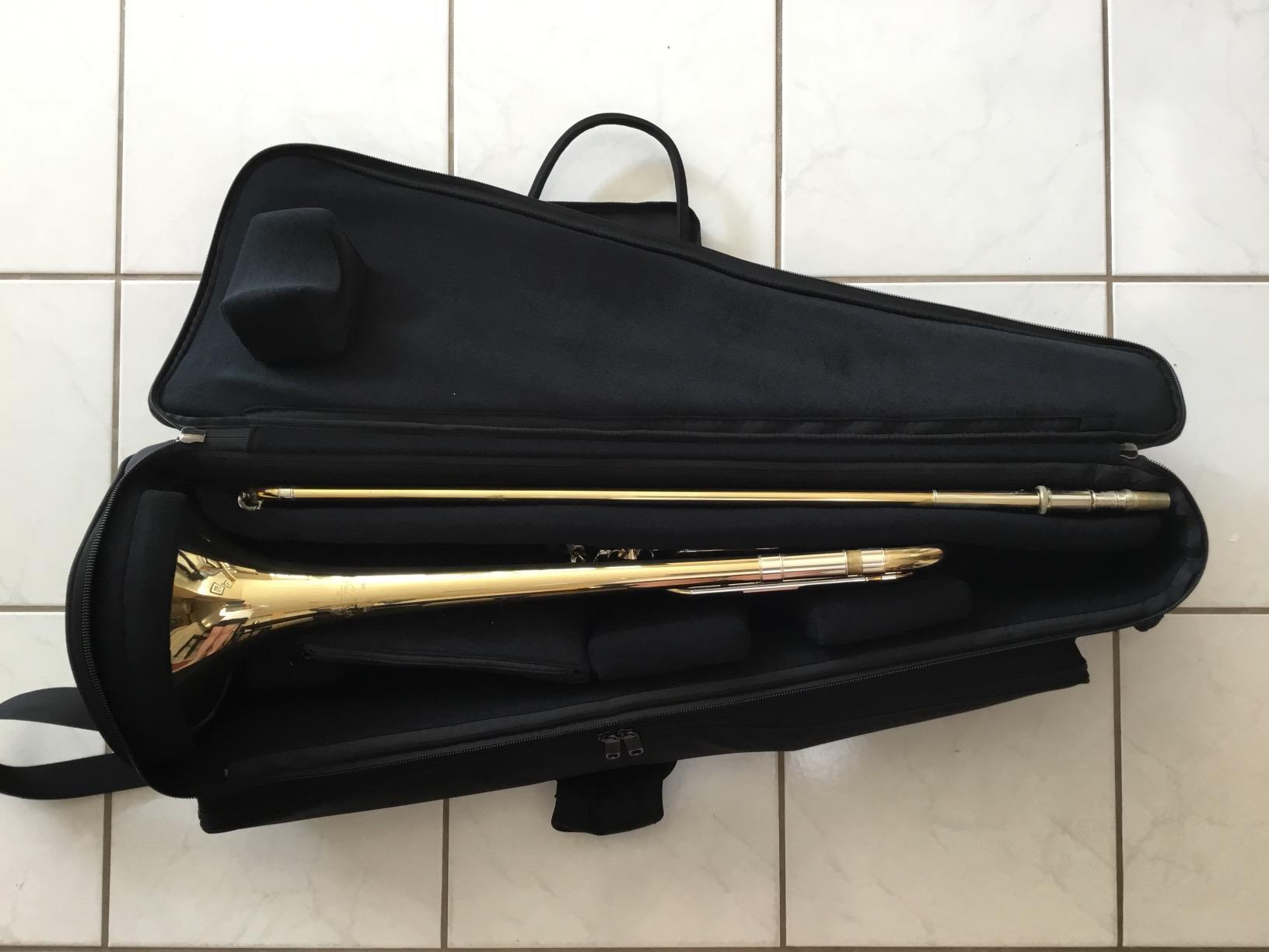 Pro Tec Gig Explorer Series Tenor Trombone Bag with Sheet Music Pocket (C239X) Black customer photo 1
