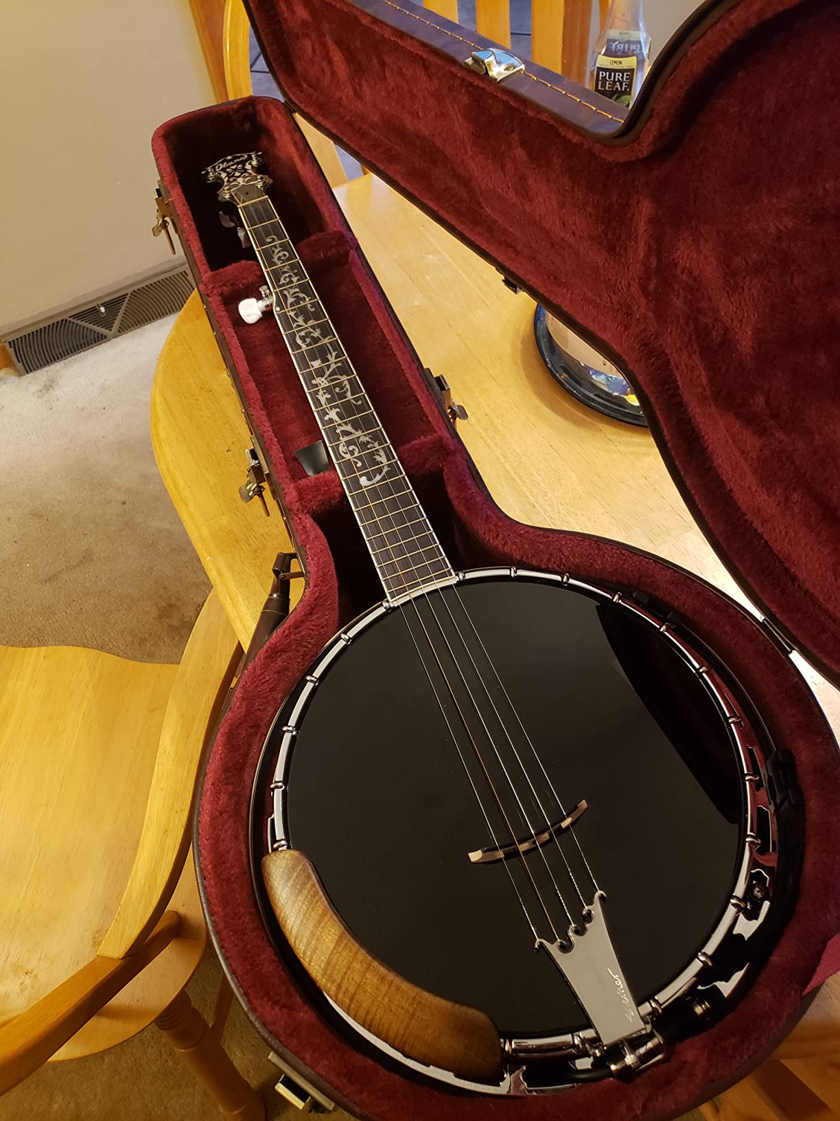 Crossrock Deluxe Wood Hard Case for 5 String Resonator Banjo, Vinyl Tweed (CRW620BJTW) customer photo 1