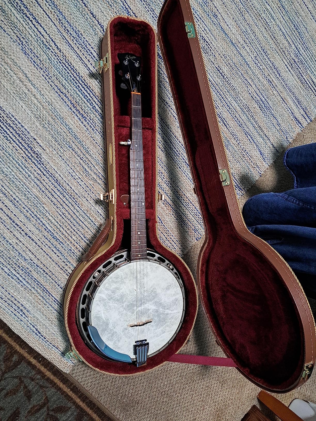 Crossrock Deluxe Wood Hard Case for 5 String Resonator Banjo, Vinyl Tweed (CRW620BJTW) customer photo 2