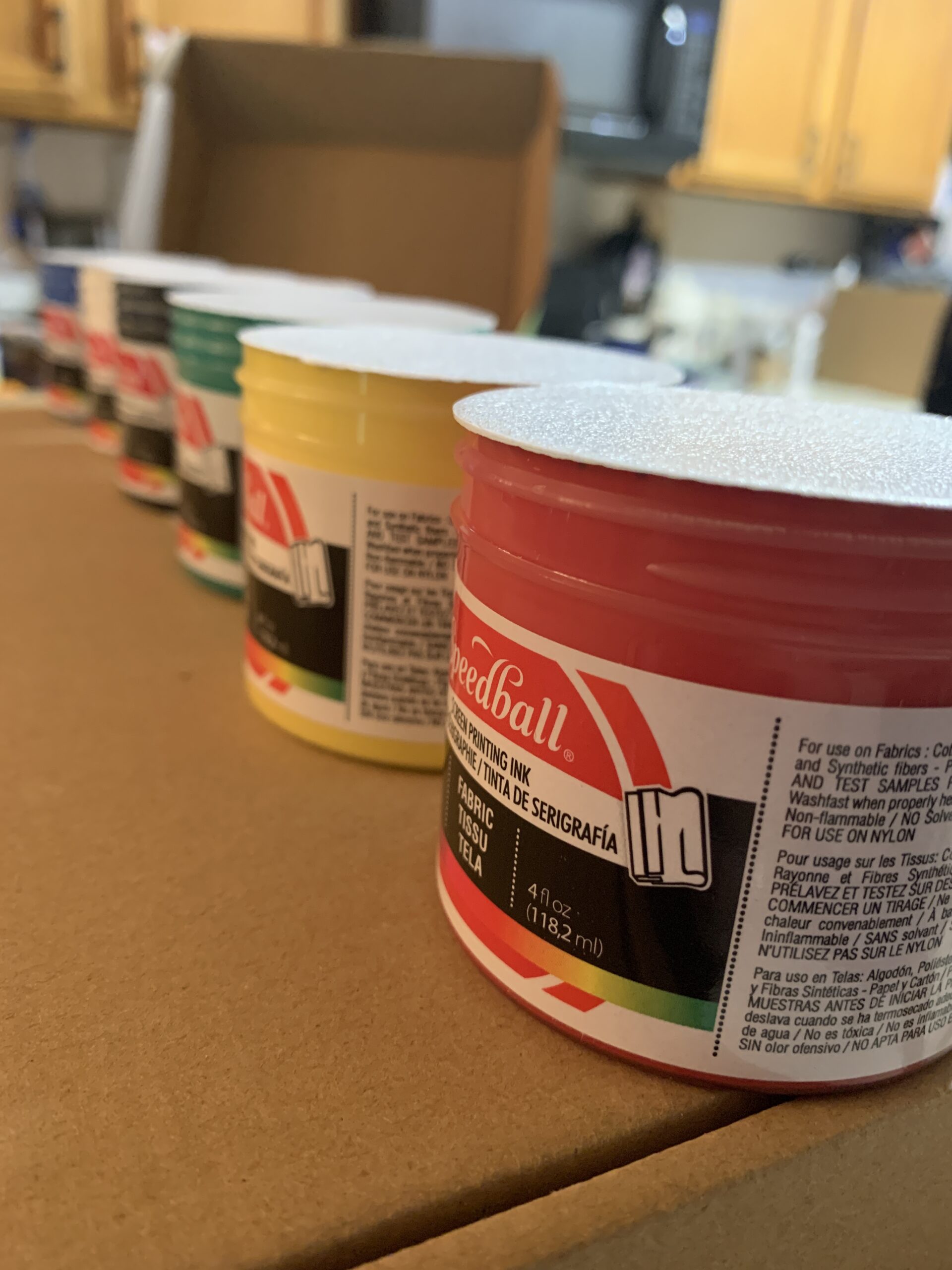 Speedball Fabric Screen Printing Ink Starter Set, 6-Colors, 4 Fl Oz for T-Shirt and Silkscreen Printmaking customer photo 2