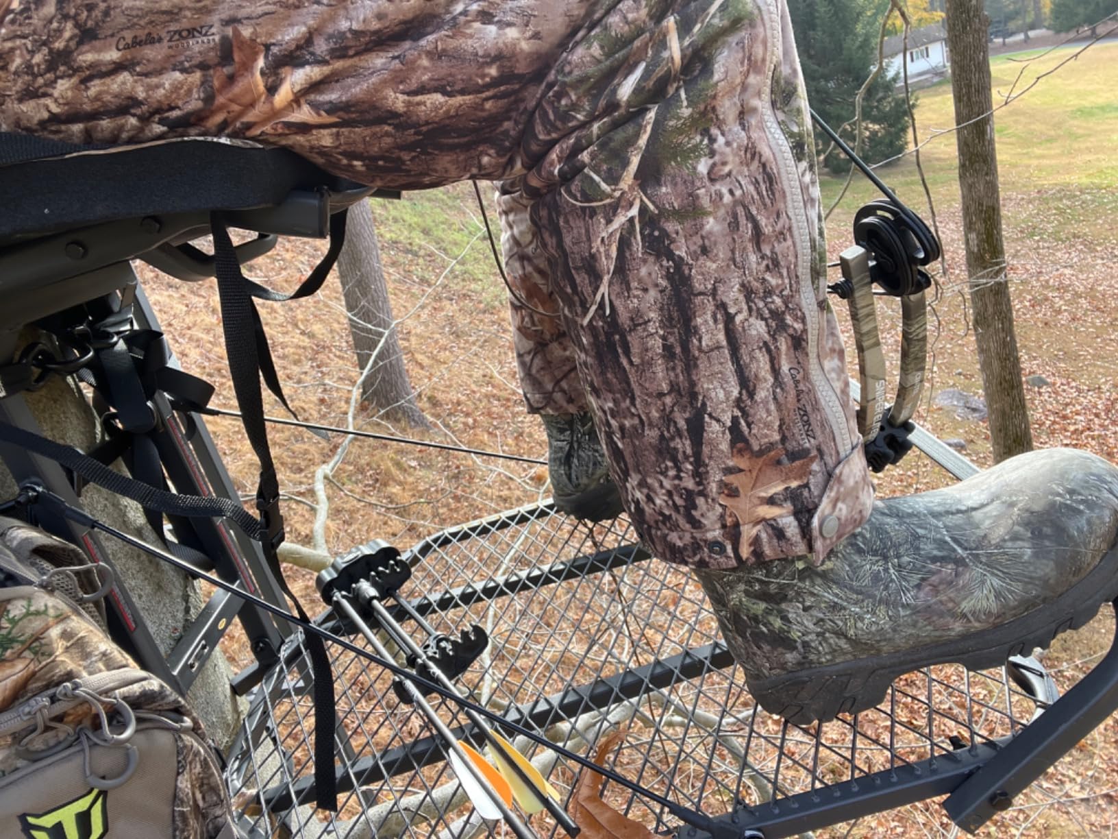 Big Game Captain XC Hang-On Treestand with Flip-Back Flex-Tek Seat, Lightweight Steel Construction, 300 lbs Weight Rating customer photo 1