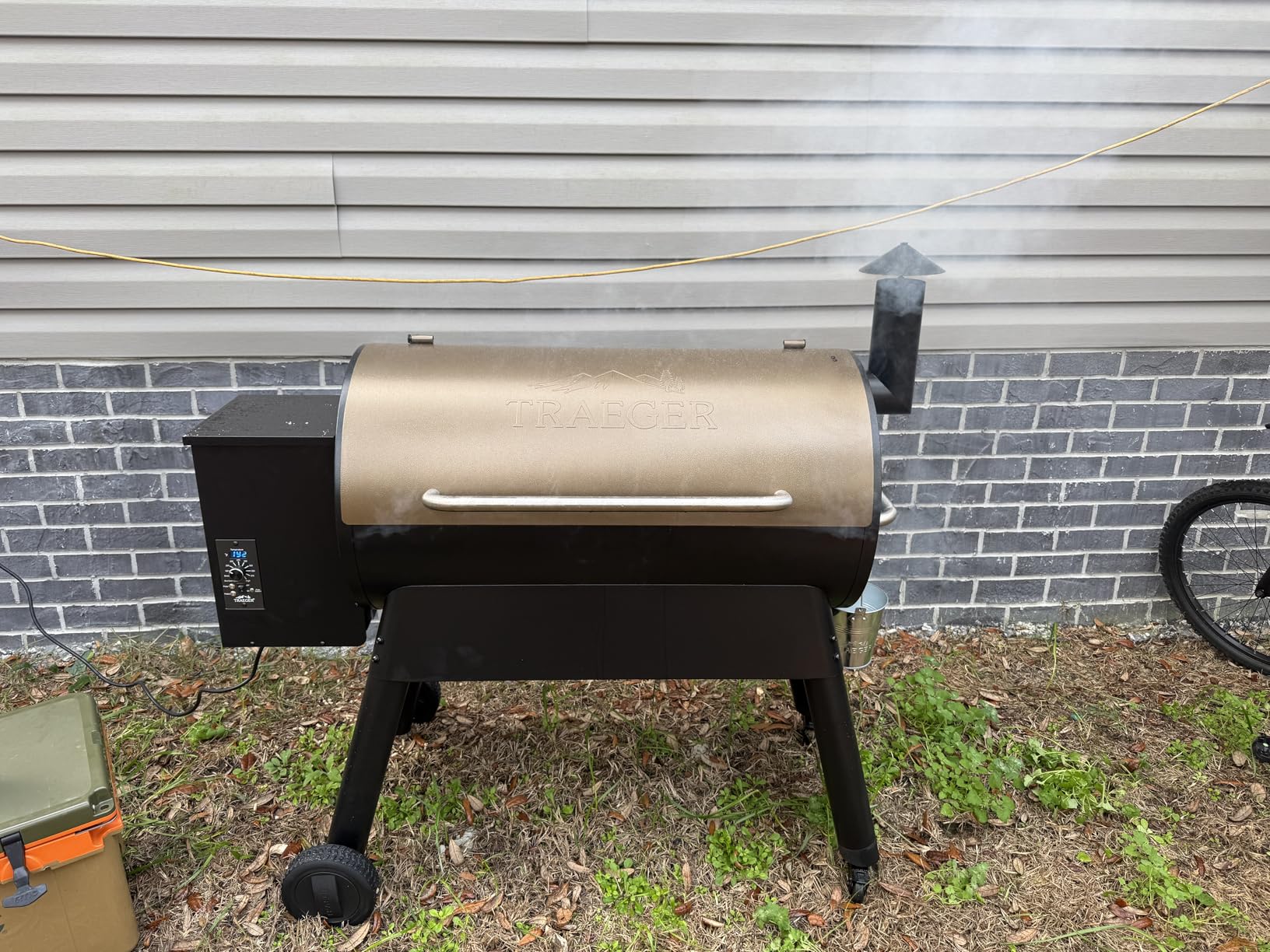 Traeger Grills Pro 34 Electric Wood Pellet Grill and Smoker, Bronze, 884 Square Inches Cook Area, 450 Degree Max Temperature, Meat Probe, 6 in 1 BBQ Grill customer photo 1
