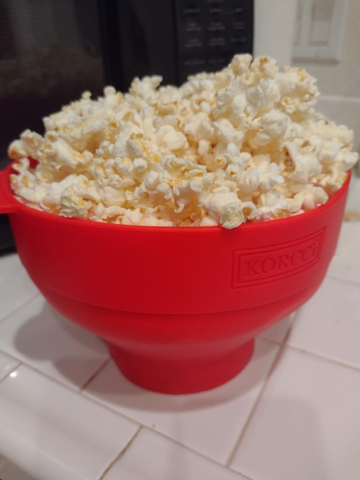 The Original Korcci Microwaveable Silicone Popcorn Popper, Microwave Popcorn Popper, Collapsible Microwave Popcorn Maker Bowl, No Oil Required, Use In Microwave, Dishwasher Safe (Blue) customer photo 1