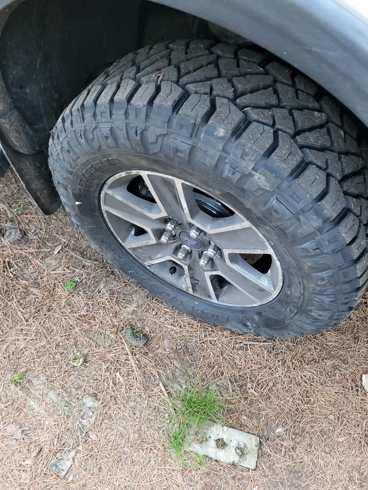 Nitto 275/65R18 116T XL RIDGE GRAPPLER BW customer photo 2
