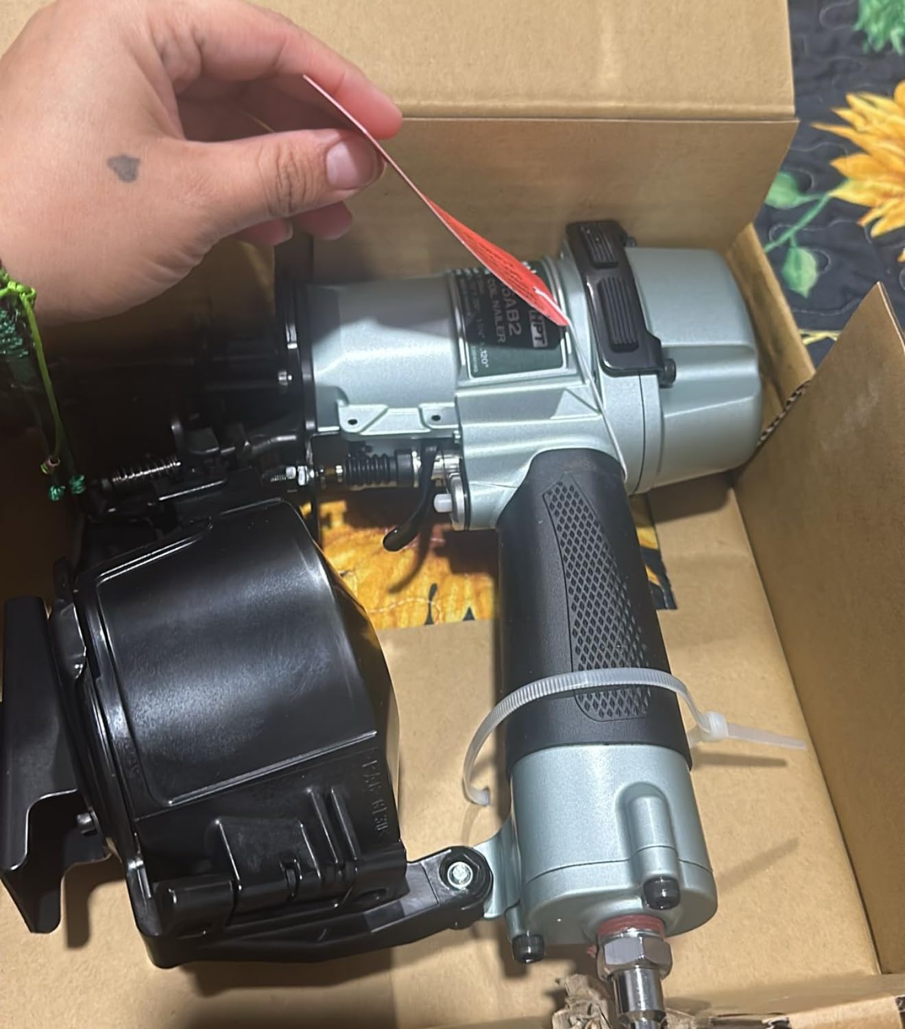 Metabo HPT Roofing Nailer, Pro-Preferred Pneumatic Power Nailer, NV45AB2, 16 Degree 7/8-Inch to 1-3/4-Inch customer photo 2