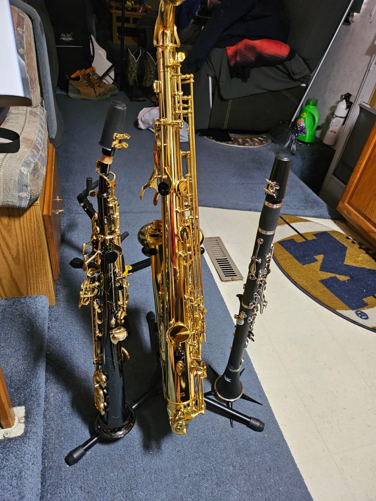 Rayzm Alto/Tenor Saxophone Stand with Detachable Flute/Clarinet Holder customer photo 1