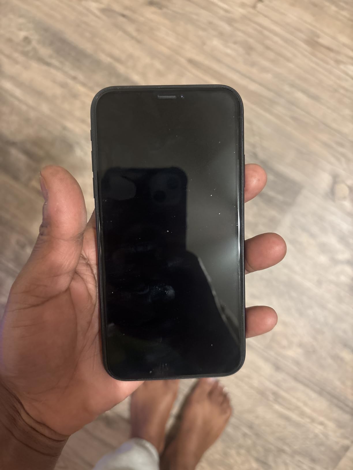Apple iPhone XR, 64GB, Black - Unlocked (Renewed) customer photo 1
