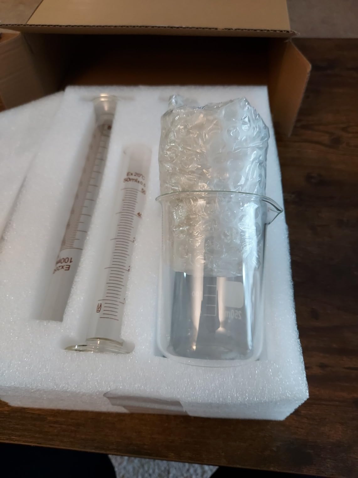 SUPERLELE Glass Graduated Cylinder Set 10ml 25ml 50ml 100ml, Thick Glass Beaker Set 50ml 100ml 250ml with 2 Droppers customer photo 1