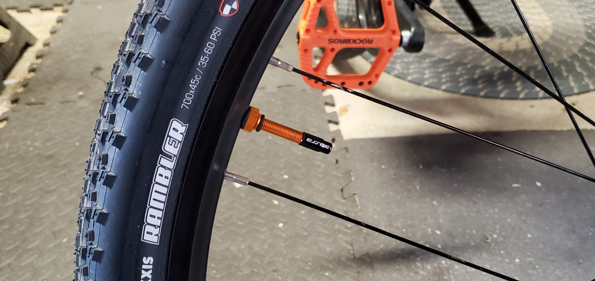 MAXXIS Rambler - Dual Compound EXO, SilkShield - Tubeless | Do-it-All Gravel Tire customer photo 1