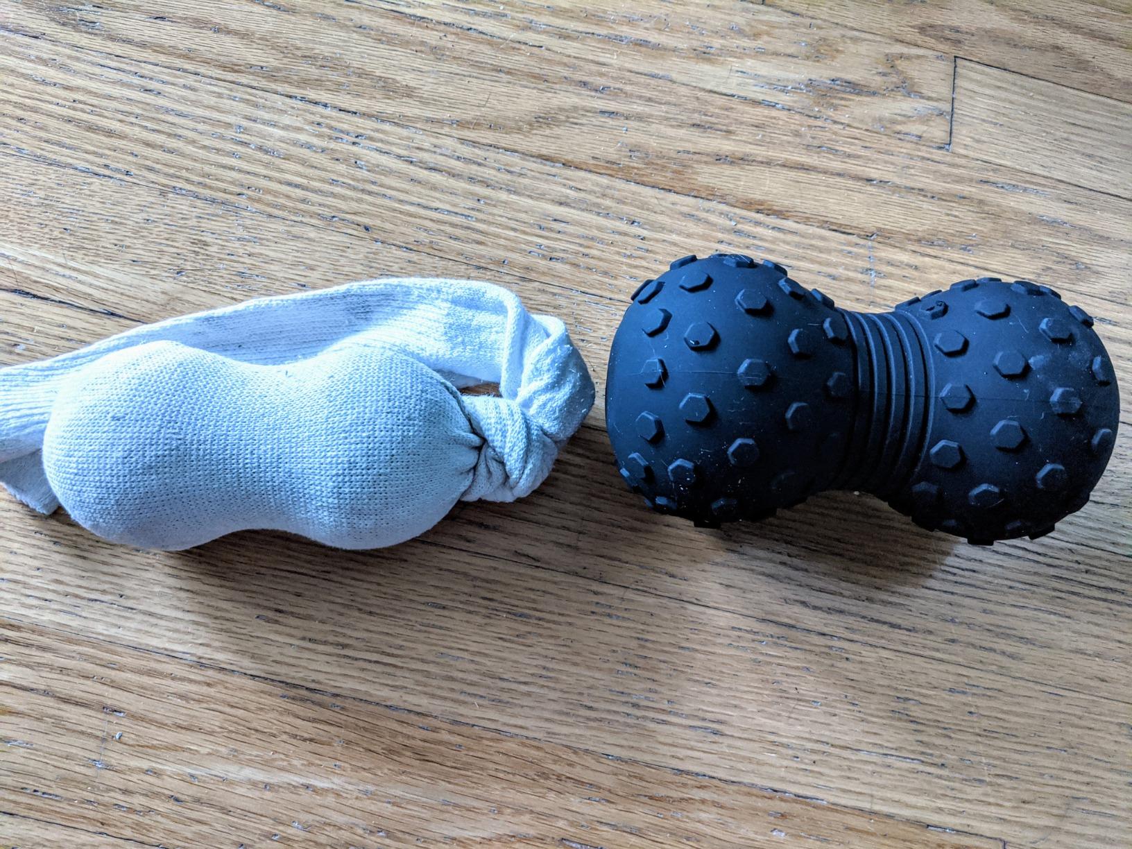 LifePro 4-Speed Vibrating Massage Ball - Peanut Massager Combines a Lacrosse Ball with Vibrating Foam Roller | Vibration Roller for Recovery, Mobility & Deep Tissue Trigger Point Therapy (Black) customer photo 2