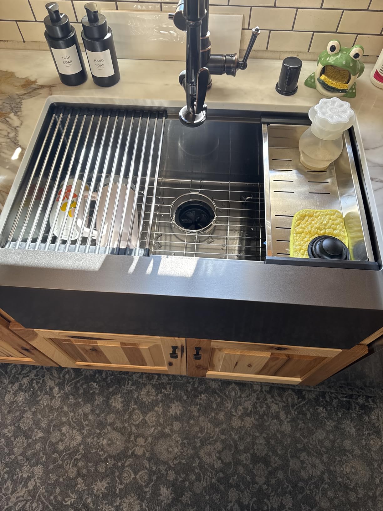33 Inch Stainless Steel Farmhouse Sink Workstation-Bokaiya 33x22 Apron Front Farm Sink 16 Gauge Single Bowl Farmhouse Kitchen Sink with Cutting Board customer photo 1