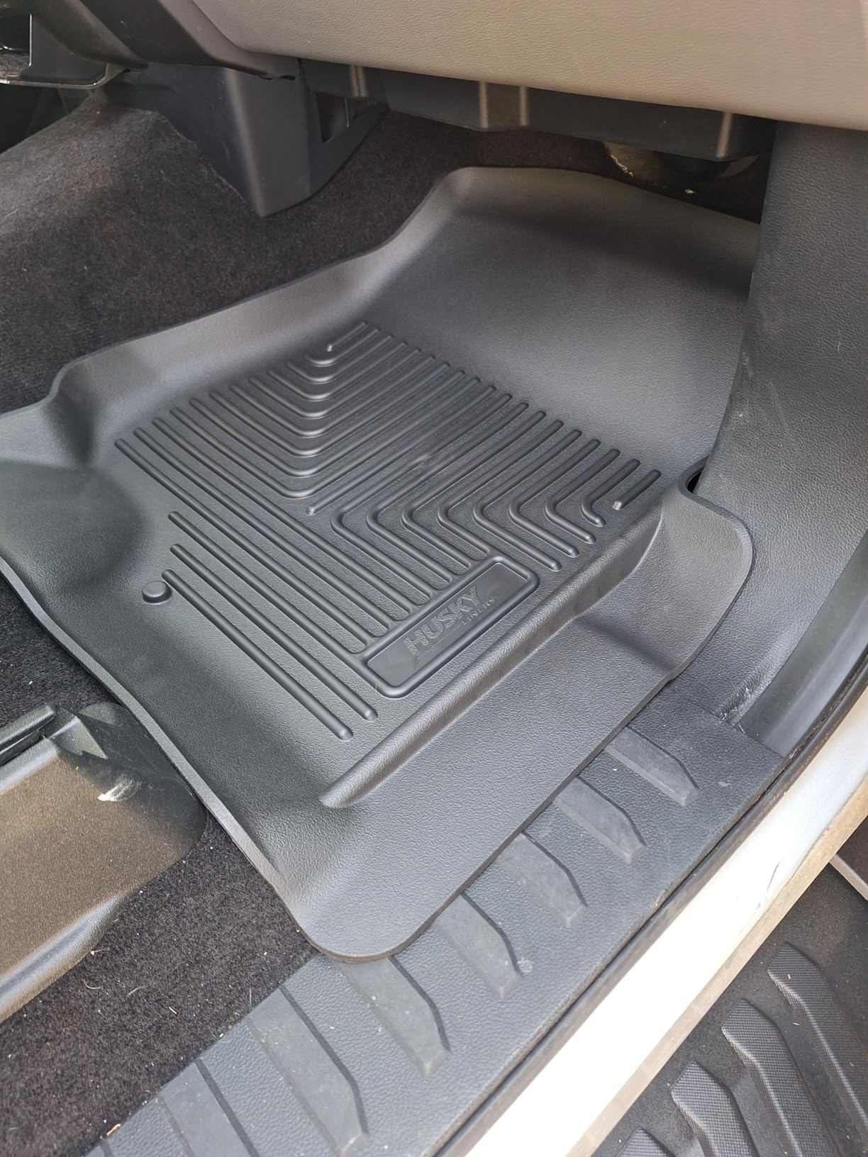Husky Liners Weatherbeater Floor Mats | Fits 2015-2026 Ford F-150, 2022-2025 Lightning, SuperCrew (Crew Cab) w/Carpet & w/Out Fold Flat Storage | Front & 2nd Row, 3-pc Black - 94041 customer photo 1
