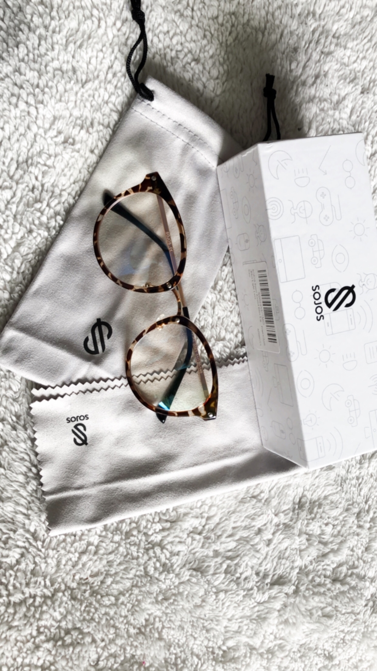 SOJOS Retro Round TR90 Blue Light Reading Glasses Womens Mens Readers Computer Glasses Eyewear Frame SJ9001 customer photo 1