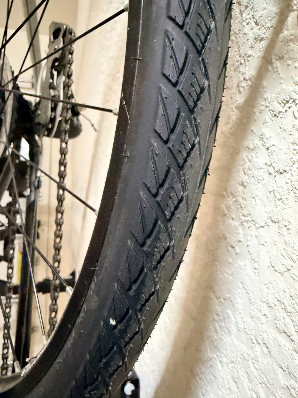 Fincci Pair 700x38c Bike Tire - Semi-Slick 700c Bike Tire - Gravel Foldable Kevlar 40-622 Puncture Resistant Bike Tires 1 mm Nylon, Urban 700c Wheelset for Electric, Hybrid, Road, City Touring Bikes customer photo 2