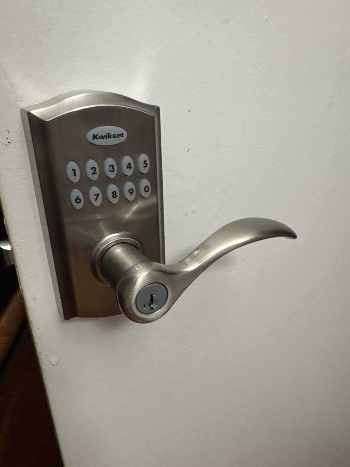 Kwikset SmartCode 955 Pembroke Light Commercial 10-Button Keypad Electronic Lever, Convenient Keyless Entry, 3-Year Battery Life and High Traffic Durability in Satin Nickel customer photo 2