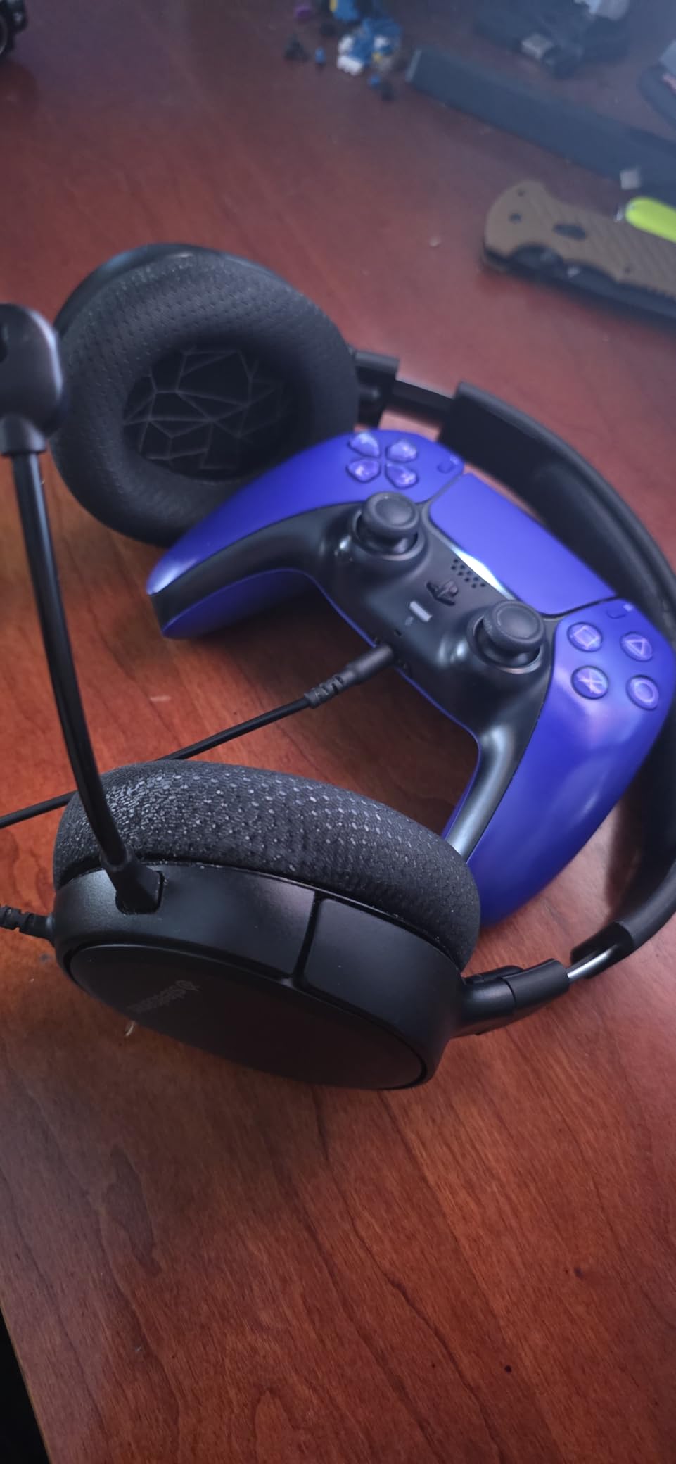 SteelSeries Arctis 1 Wired Gaming Headset - Detachable ClearCast Microphone - Steel-Reinforced Headband customer photo 1