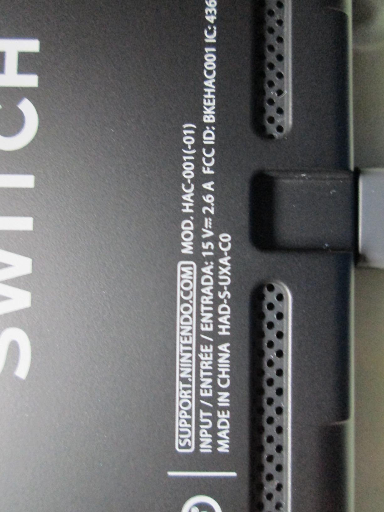 Nintendo Switch with Gray Joy-Con - HAC-001(-01) customer photo 1