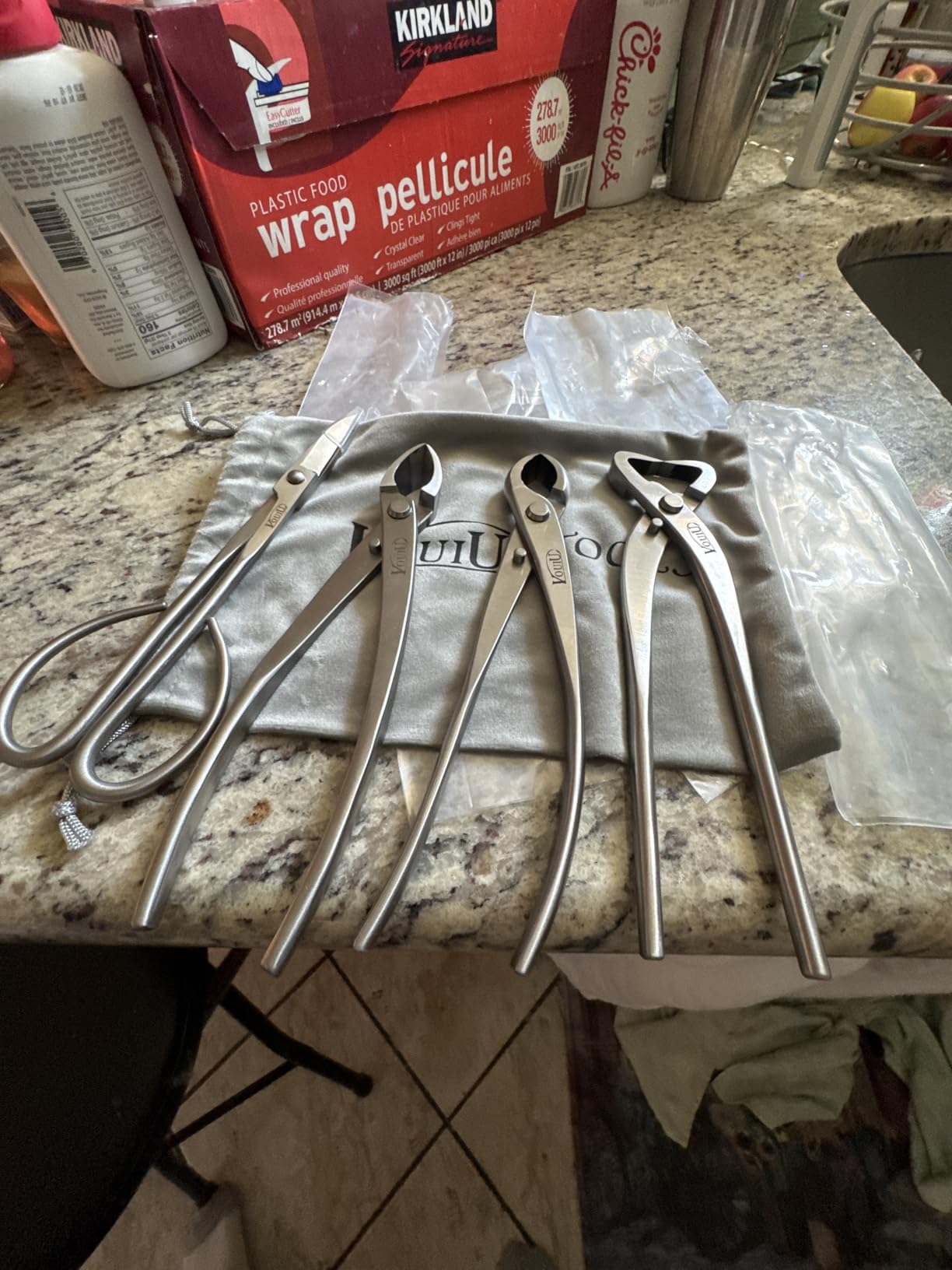 Vouiu 4-Piece Bonsai Tool Set,Concave Cutter,Knob Cutter,Trunk Splitter,Bonsai Scissors customer photo 2