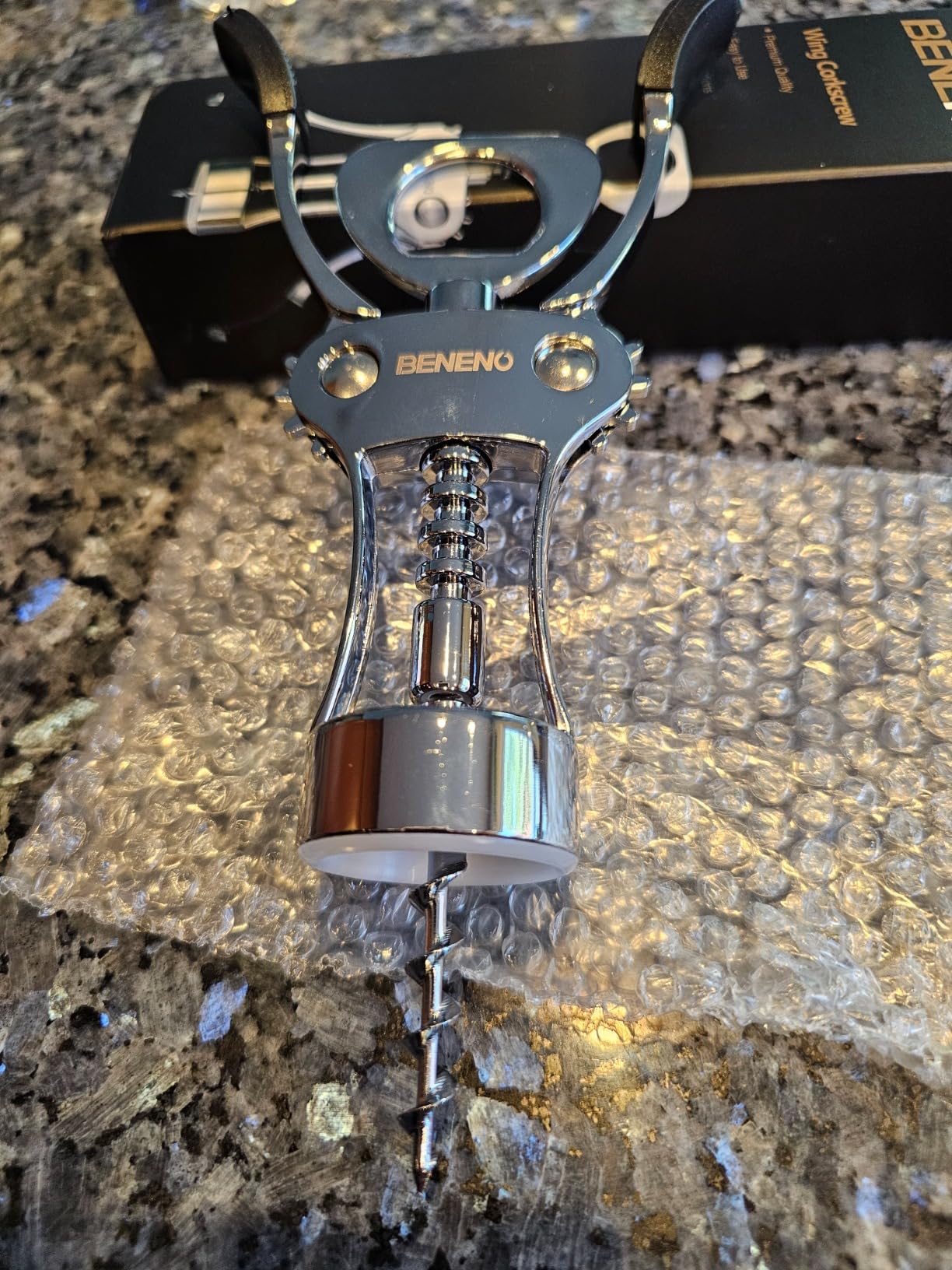 Beneno Wine Opener, Zinc Alloy Premium Wing Corkscrew with Multifunctional Bottles Opener, Sharp Wine Corkscrew with Ergonomic Non-Slip Wing Handle, Silver customer photo 2
