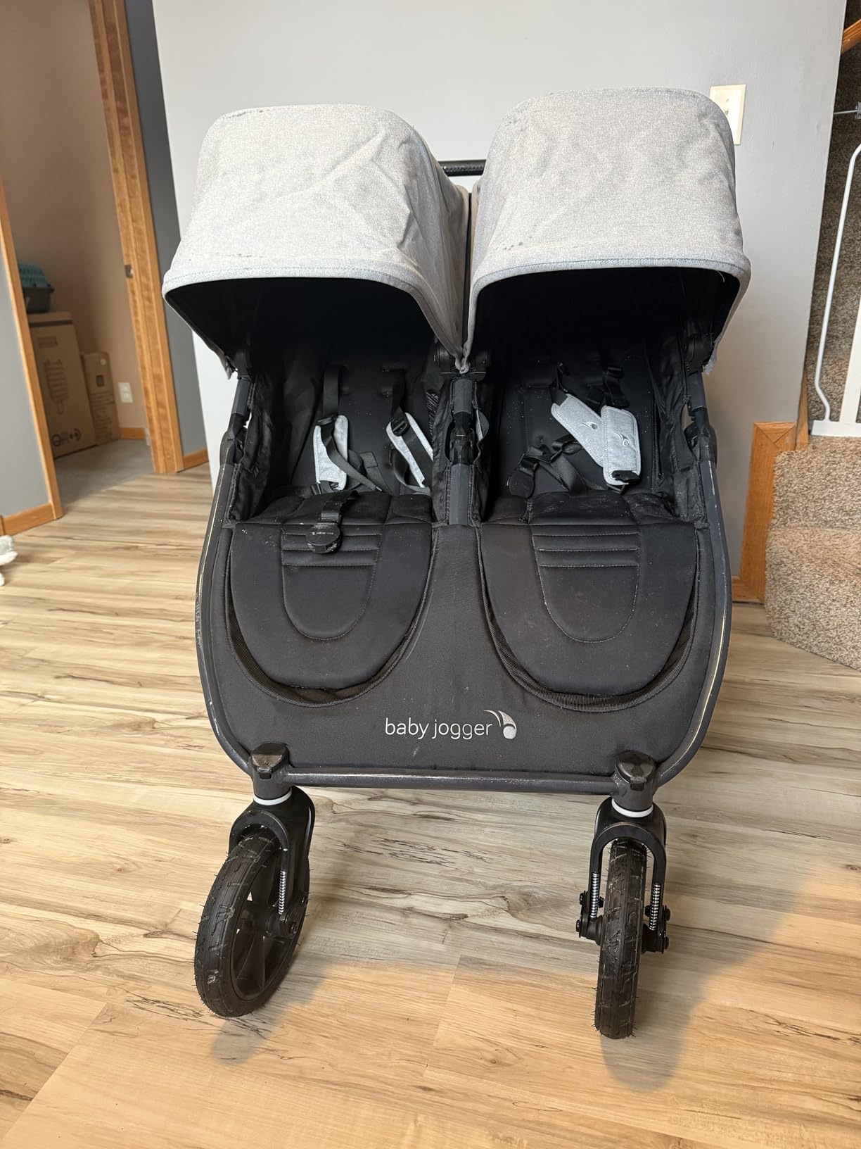 Baby Jogger City Mini GT2 All-Terrain Side by Side Double Stroller, Twin Stroller for Newborns and Toddlers, Compatible with Britax, Cybex, Graco, and Maxi Cosi Infant Car Seats, Jet Black customer photo 2