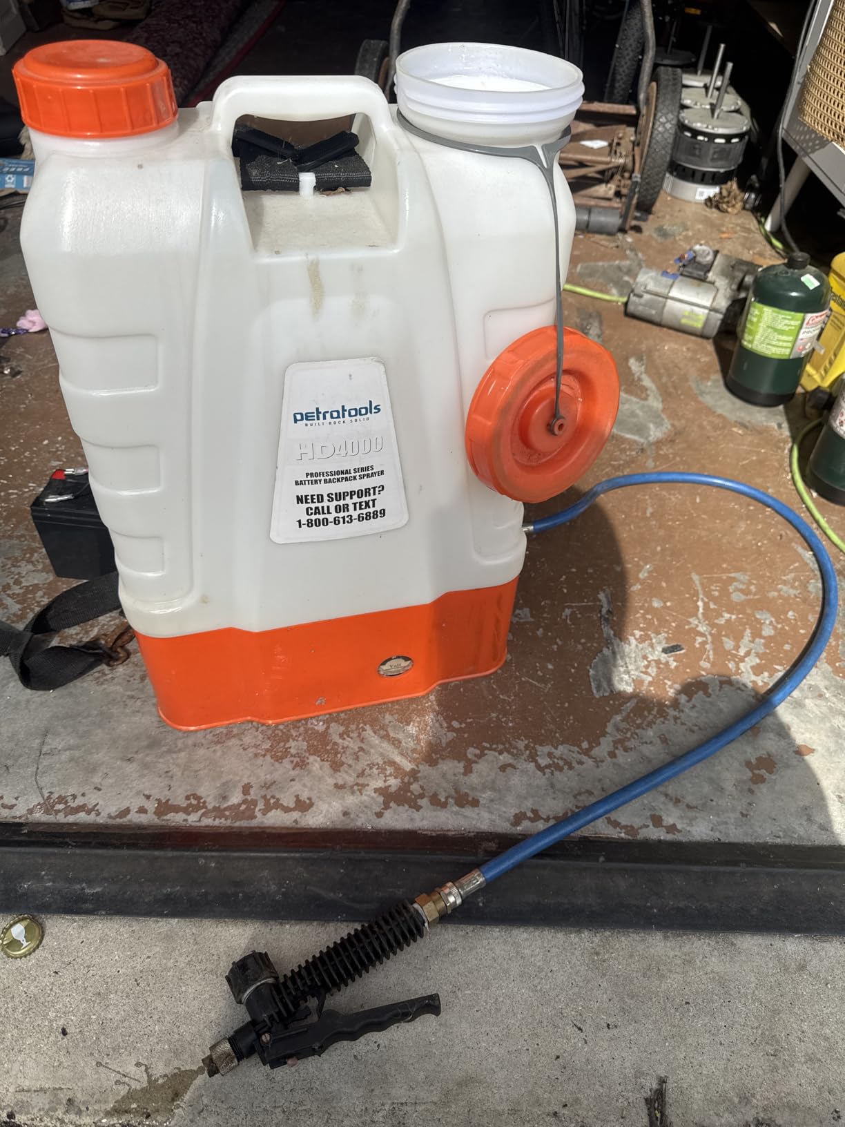 PetraTools Battery Powered Backpack Sprayer 4 Gallon - 6 Hours Long Battery Life & Padded Straps for Comfort - HD4000 Electric Backpack Garden Sprayer with 6 Spray Nozzles & 90PSI Adjustable Pressure customer photo 1