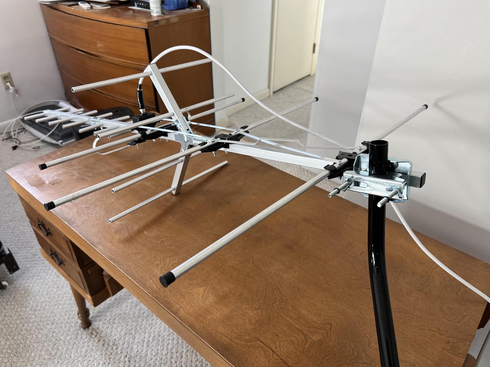 Five Star Yagi Satellite HD TV Antenna up to 200 Mile Long Range, Attic or Roof Mount Digital OTA TV Antenna for 4K Supports 4 TVs Installation Kit & Mounting Pole, Radio/FM Antenna customer photo 2