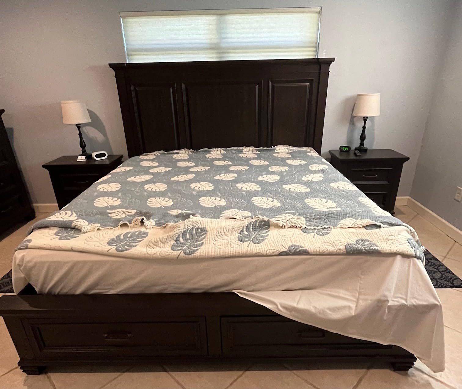 California Design Den Queen Sheet Set - Soft 100% Organic Cotton Sheets with Deep Pockets, Crisp Percale, Breathable and Durable Bedding Set - White customer photo 1