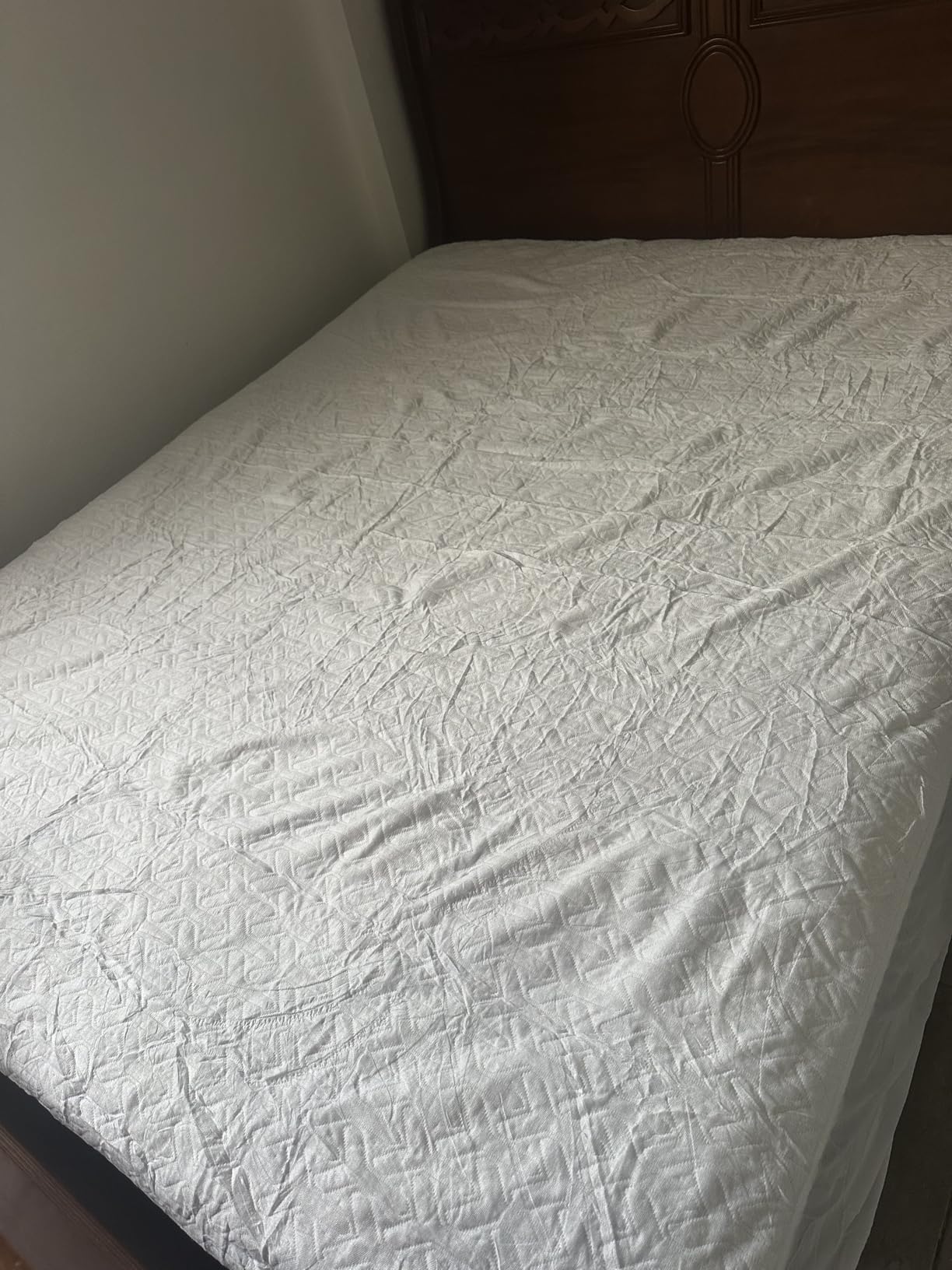 Premium Waterproof Mattress Protector Queen Size,4D Air Cooling 300GSM Mattress Cover,Breathable All-Round 360° Bed Mattress Pad Noiseless Vinyl Free customer photo 1