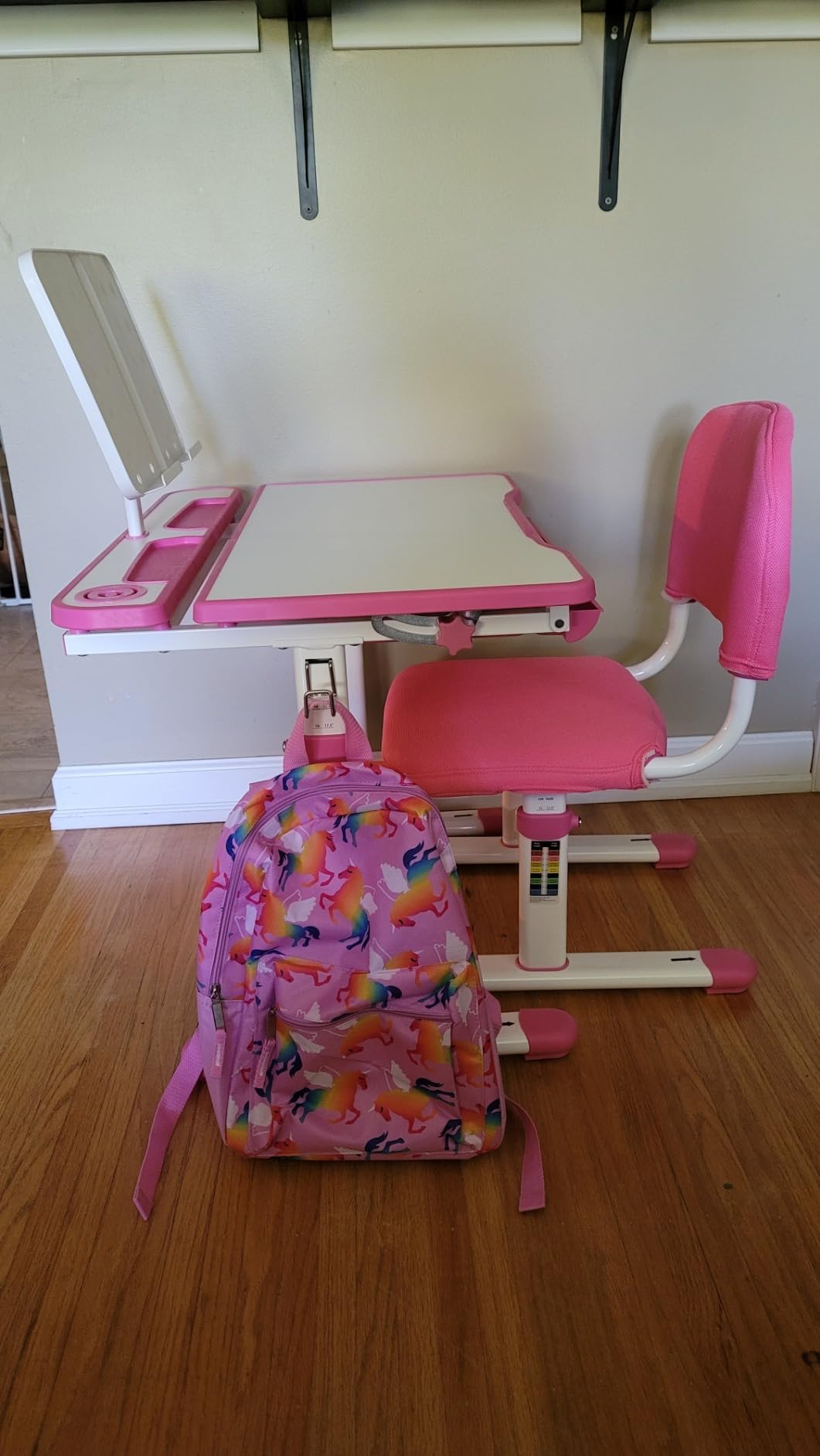 Artist hand Kids Desk and Chair Set, Ergonomic Height Adjustable Kids Desk with Tiltable Desktop, LED Light & Pull-Out Drawer, Kids Drawing Table Study Desk for Kids 3-12 Boys Girls, Pink customer photo 2