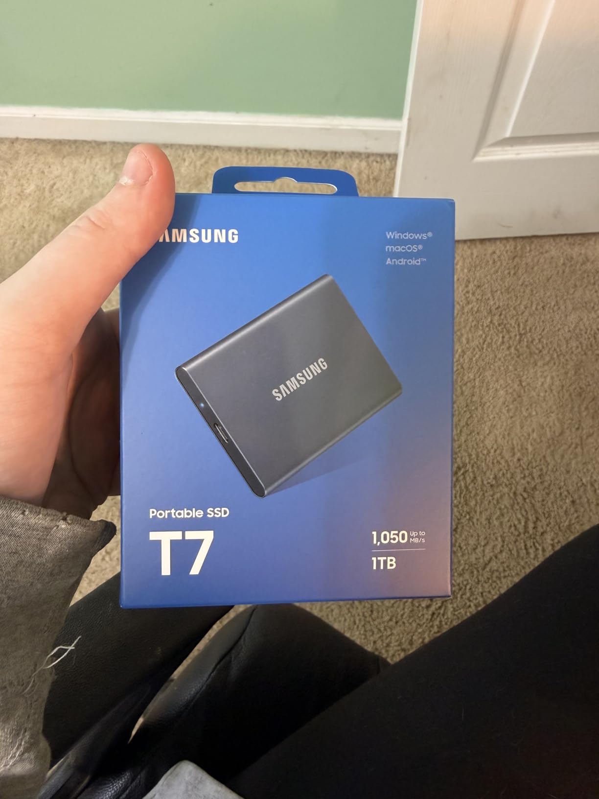 Samsung T7 Portable SSD, 2TB External Solid State Drive, Speeds Up to 1,050MB/s, USB 3.2 Gen 2, Reliable Storage for Gaming, Students, Professionals, MU-PC2T0T/AM, Gray customer photo 2