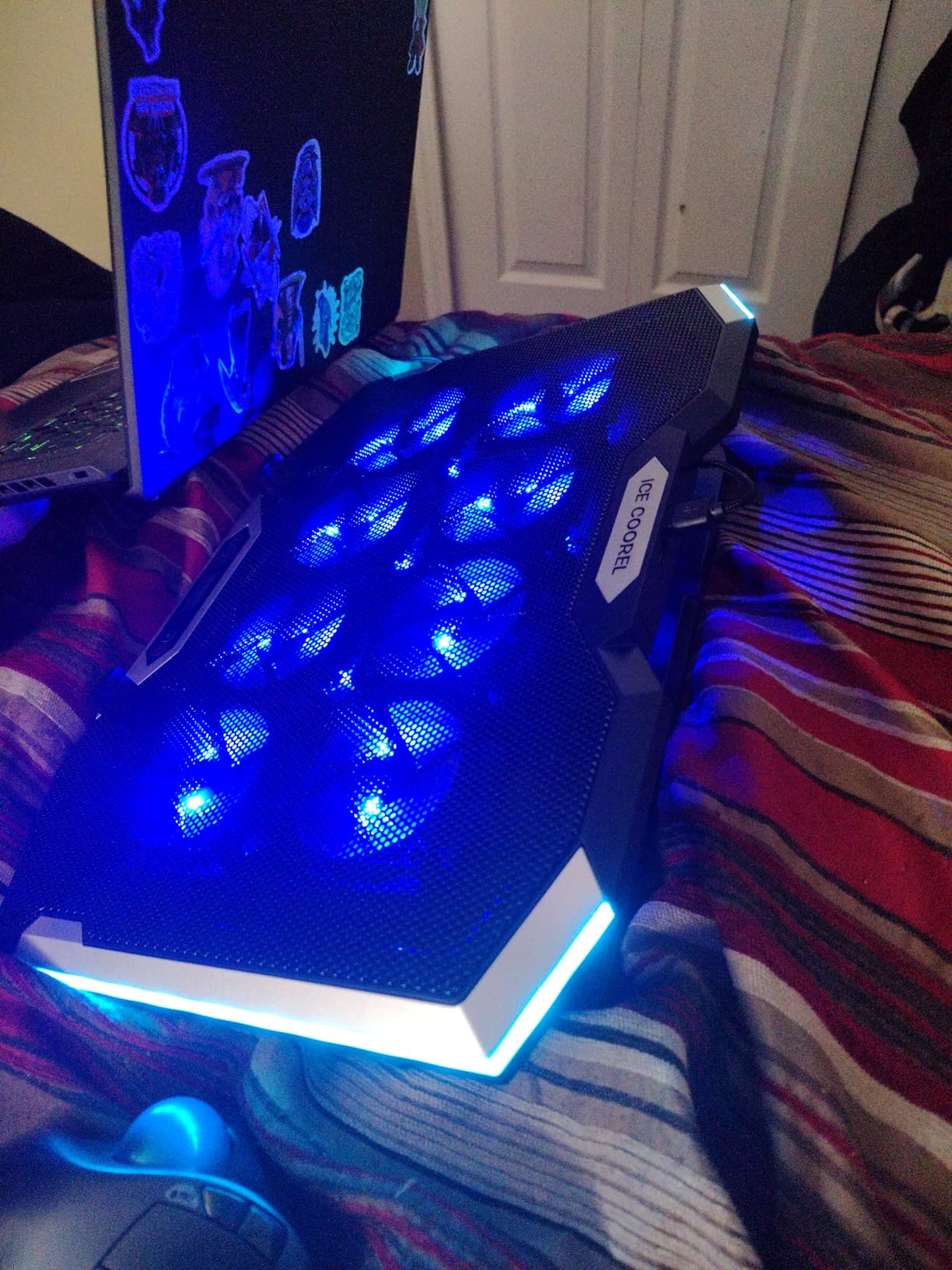 Gaming Laptop Cooling Pad 15-17.3 Inch, Laptop Fan with 6 RGB Cooling Fans, Laptop Cooling Stand with 6 Height Adjustable, Laptop Cooler with LCD Screen, 2 USB Ports, Phone Stand customer photo 1