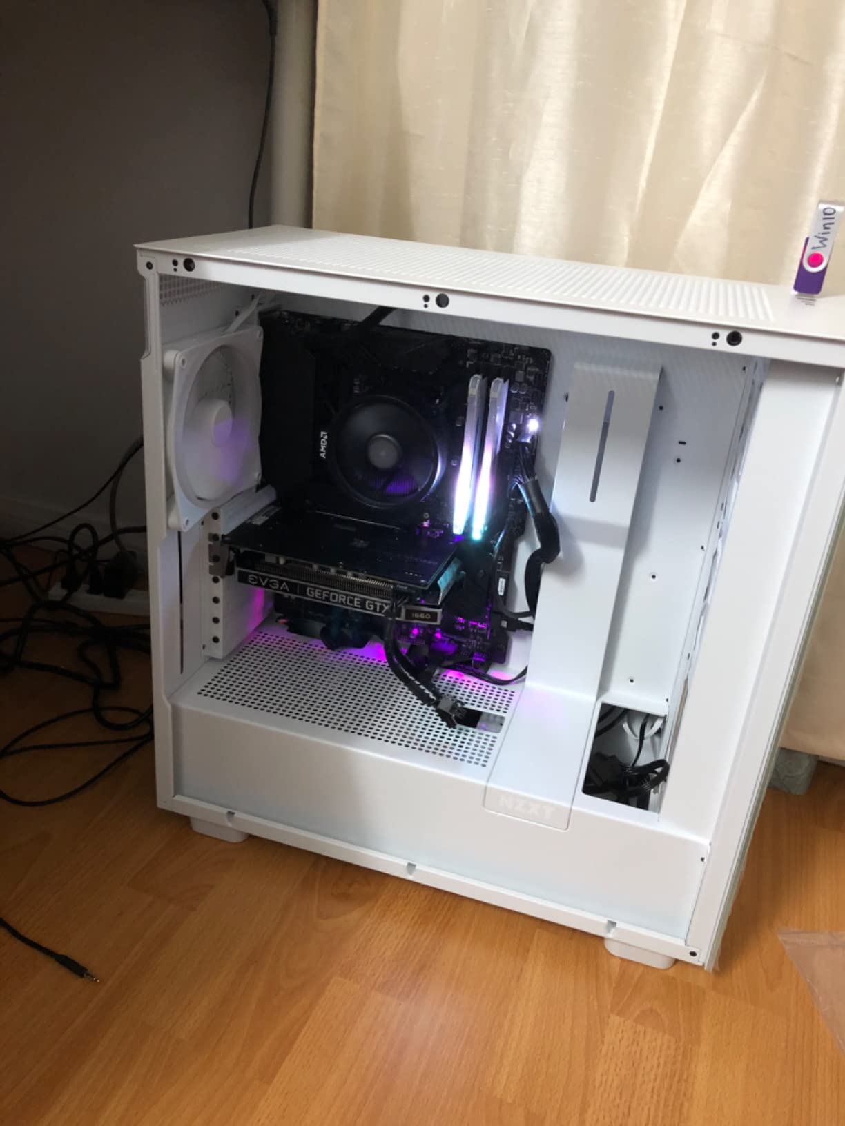 MSI MPG B550 Gaming Plus Gaming Motherboard (AMD Ryzen 5000, AM4, DDR4, PCIe 4.0, SATA 6Gb/s, M.2, USB 3.2 Gen 2, HDMI/DP, ATX) customer photo 1