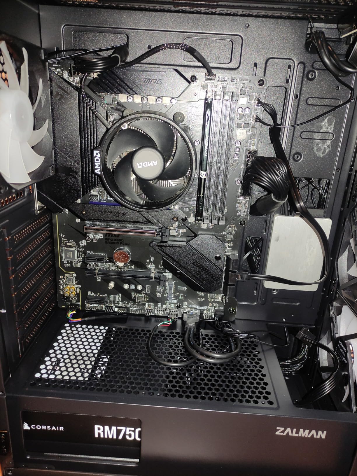 MSI MPG B550 Gaming Plus Gaming Motherboard (AMD Ryzen 5000, AM4, DDR4, PCIe 4.0, SATA 6Gb/s, M.2, USB 3.2 Gen 2, HDMI/DP, ATX) customer photo 2
