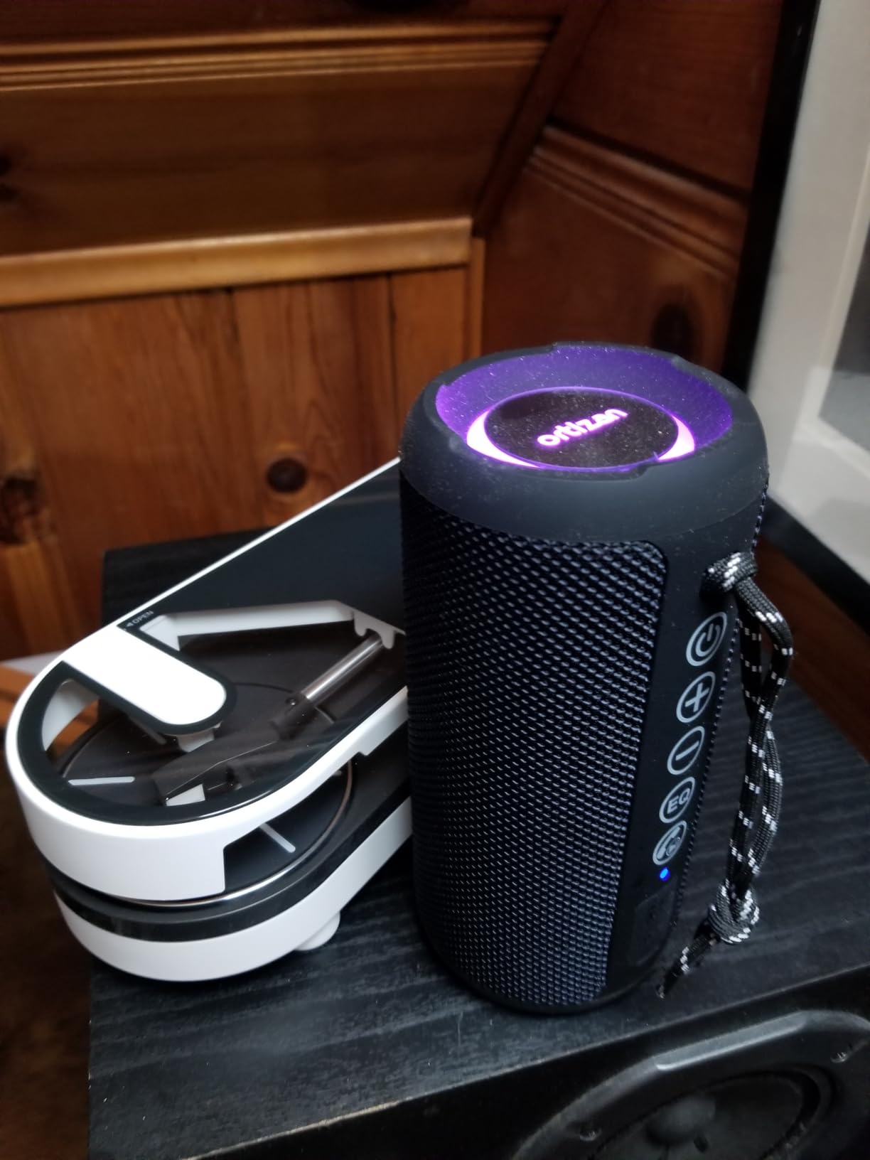 Ortizan Portable Bluetooth Speaker (1nd Gen), IPX7 Waterproof, Wireless, Big Sound and Deep Bass, TWS Pairing, 30Hrs of Playtime, for Home/Party/Outdoor/Beach, Birthday Gifts for Men Women - Black customer photo 2