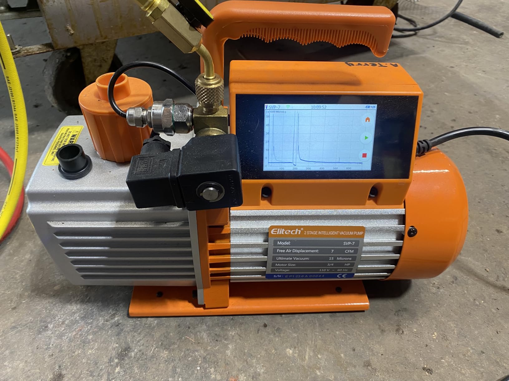 Elitech SVP-7 Pro 7 CFM HVAC Vacuum Pump, 3/4 HP Dual-Stage with Wireless Micron Gauge, Touchscreen & App Data Logging customer photo 1