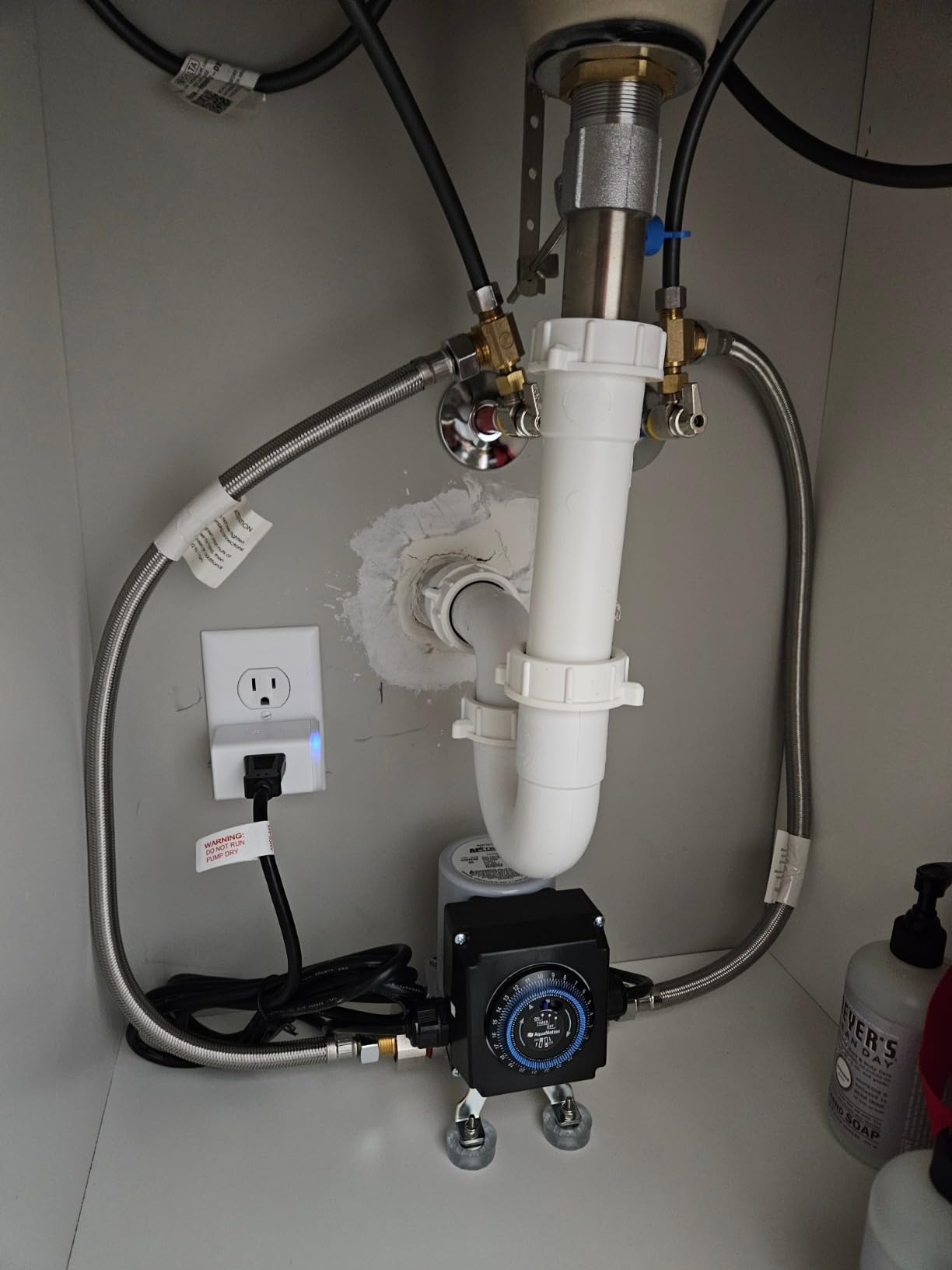 APCOM UT1 Automatic Hot Water Recirculation Pump For Under Sink - Instant Hot Water Recirculating System For Tank Type Water Heaters - Energy & Cost Efficient customer photo 2