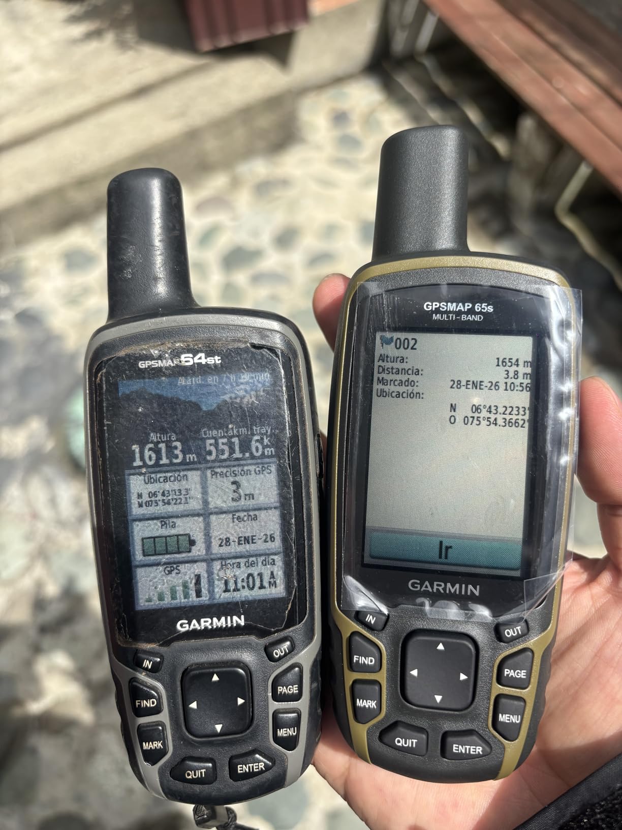 Garmin GPSMAP 65 Button-Operated Handheld with Multi-Band Technology customer photo 1