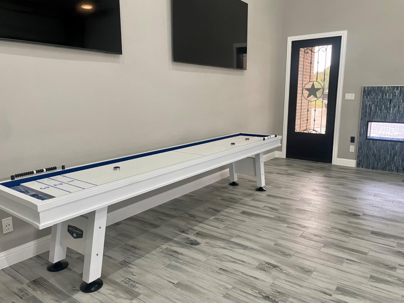 Hathaway Crestline 12 Ft Outdoor Shuffleboard Table for Patio, Yard & Deck - with Weatherproof Playfield, Built-in Scorer & Fitted Cover customer photo 1