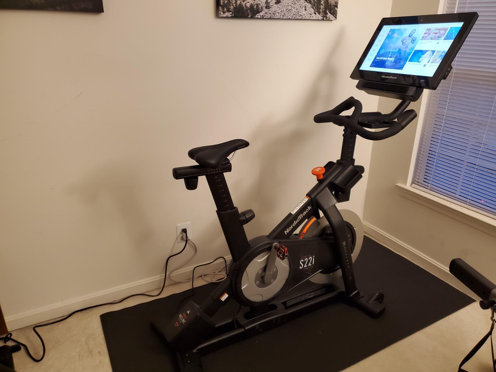 NordicTrack Commercial Studio Cycle with HD Touchscreen and iFIT Integration customer photo 1