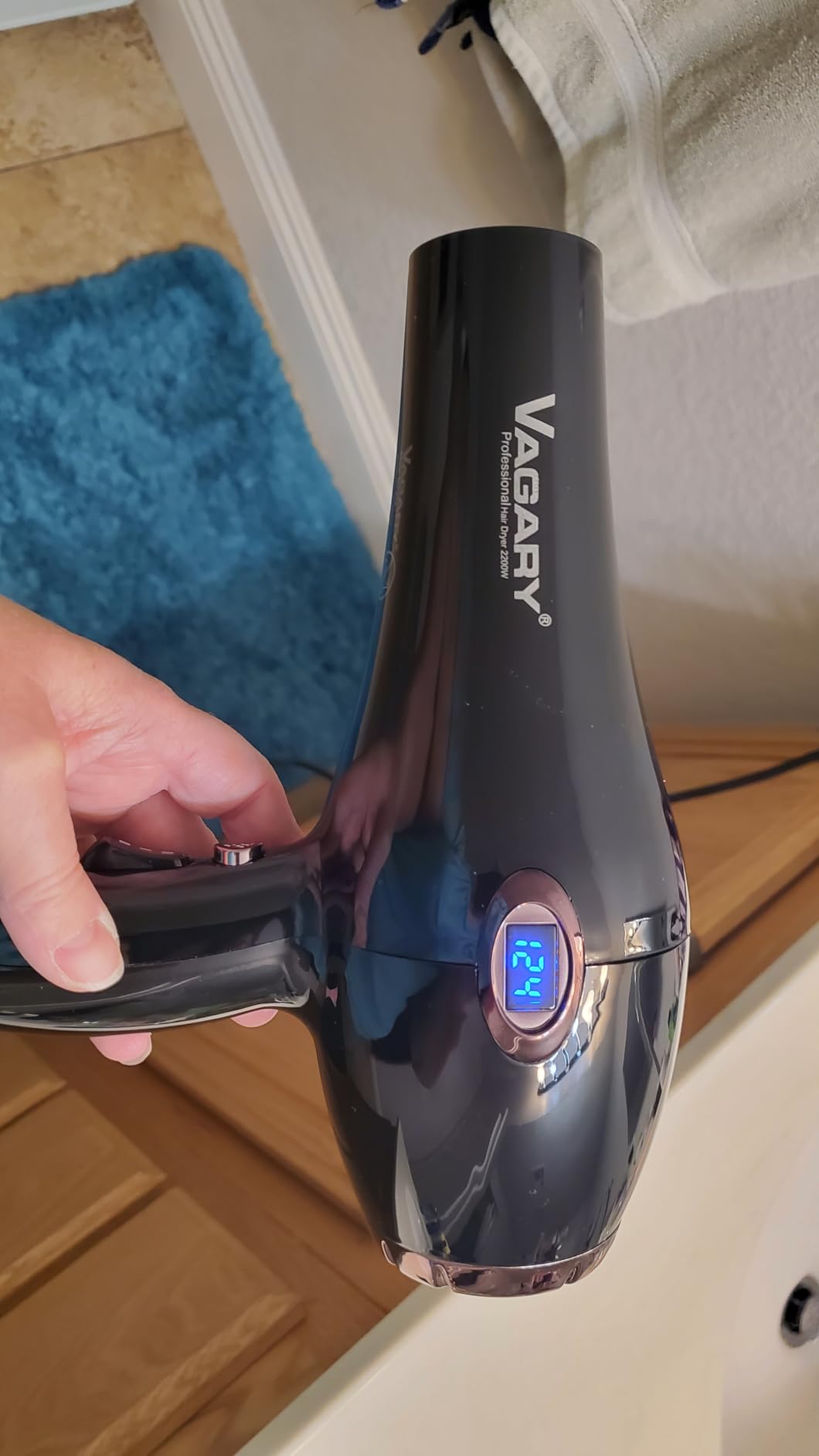 VAGARY 6690A Salon Pro Hair Dryer for Women,2200w Powerful AC Motor Fast Drying, Ionic Blow Dryer for Thick Hair,2 Speeds and 2 Heat Settings 1 Cool Shot Button(1 Diffuser and 1Concentrator) customer photo 1